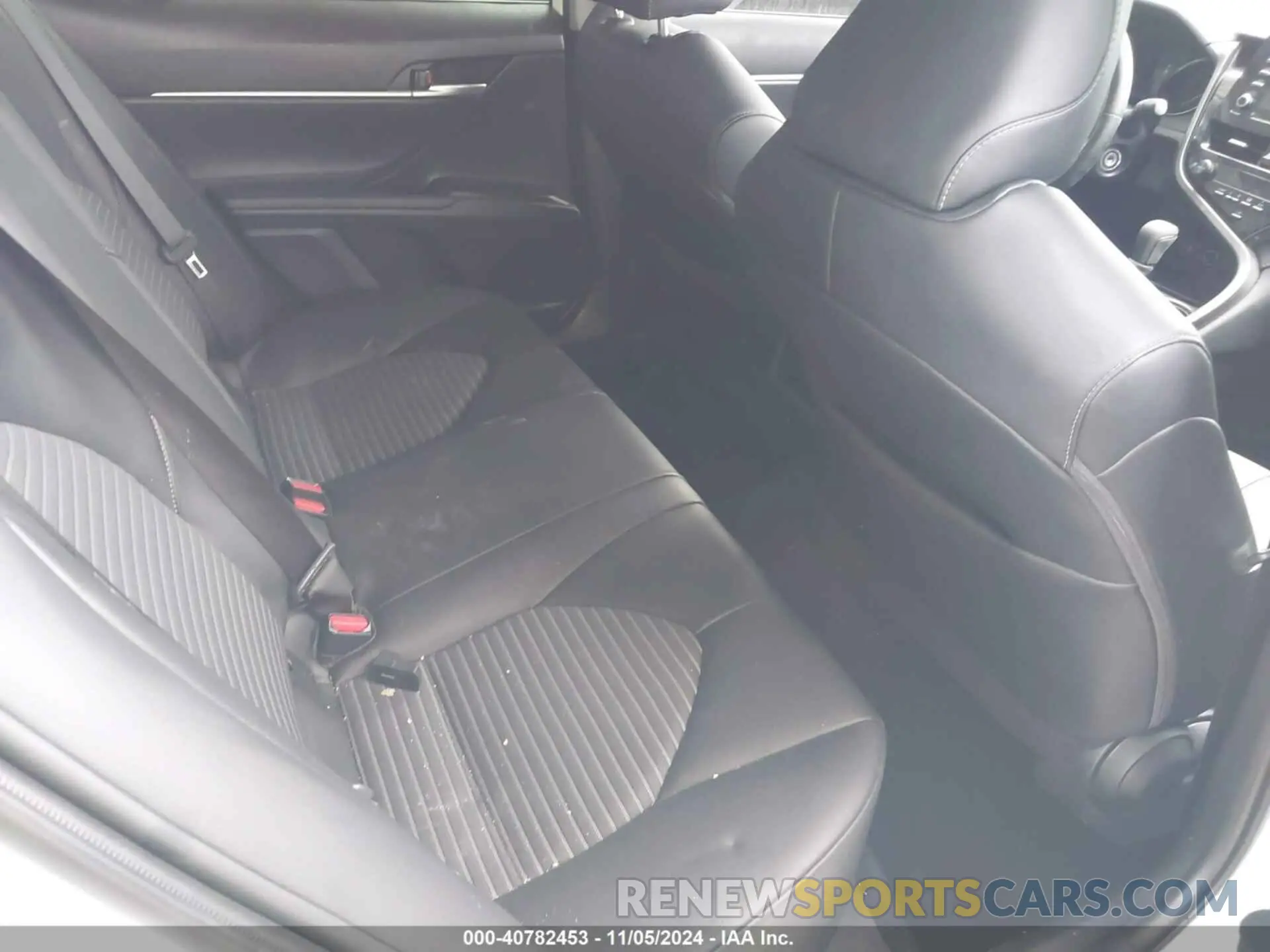 8 Фотография поврежденного автомобиля 4T1G11AK3PU808276 TOYOTA CAMRY 2023