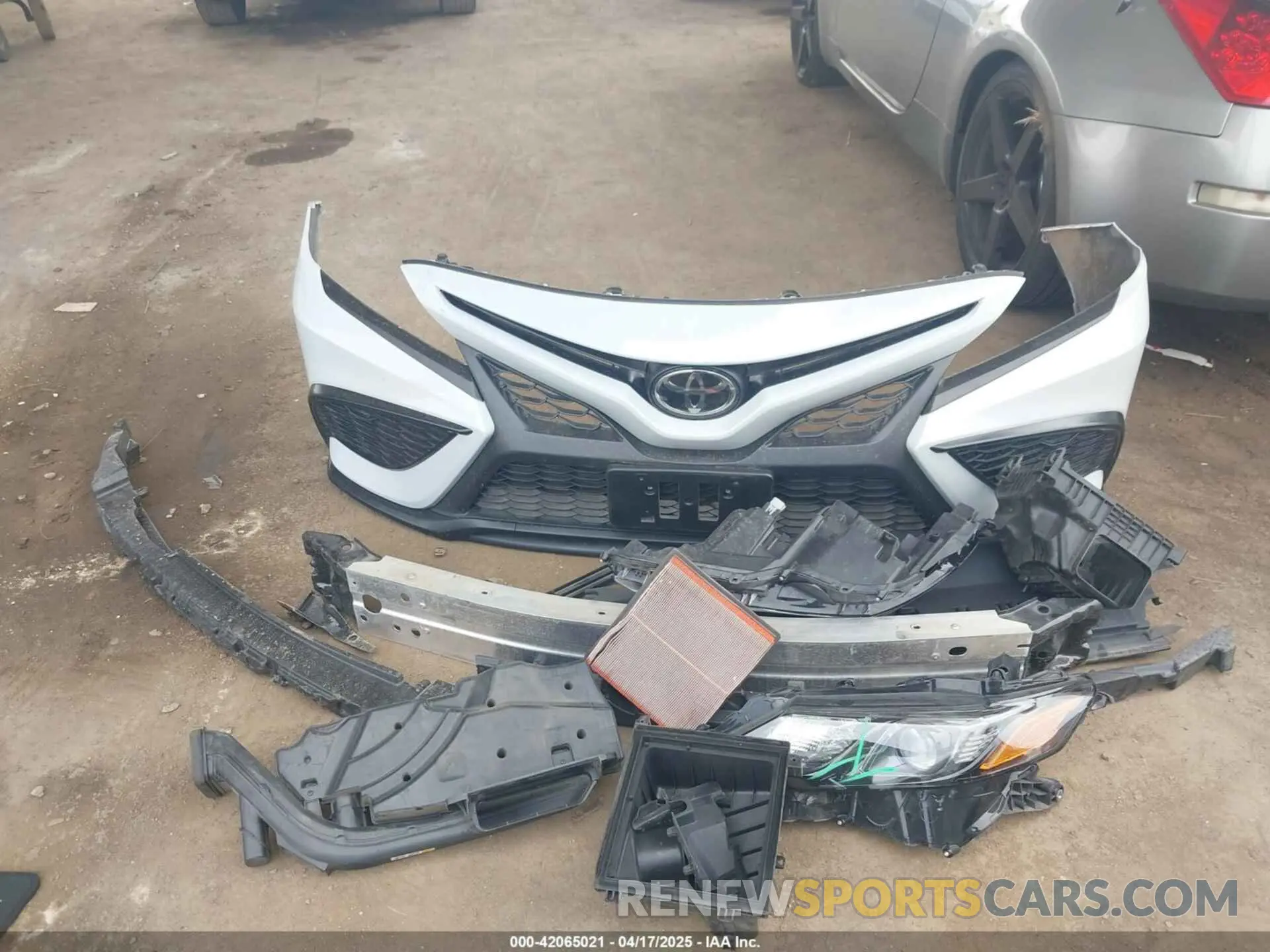 12 Фотография поврежденного автомобиля 4T1G11AK4PU106175 TOYOTA CAMRY 2023