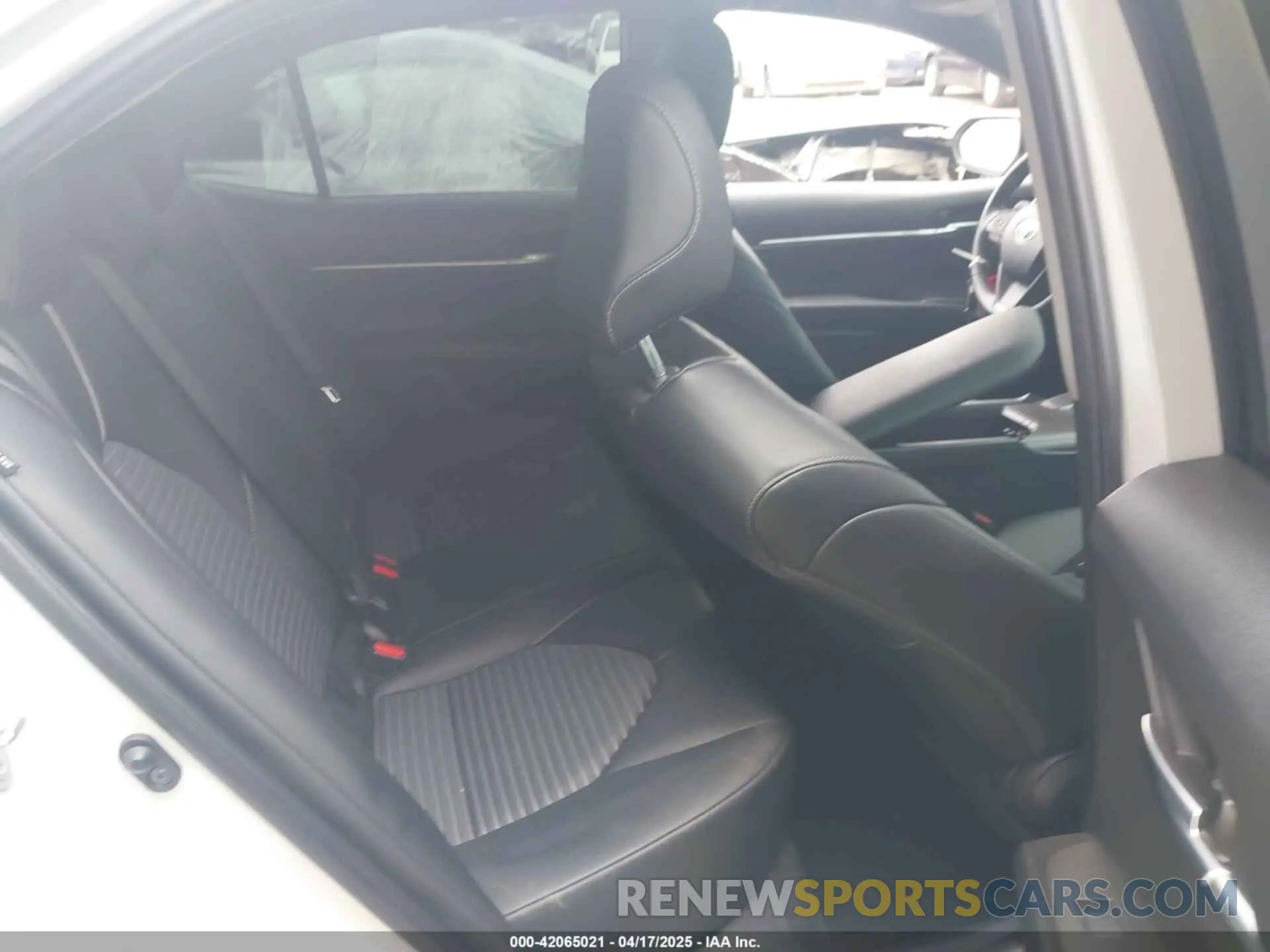 8 Фотография поврежденного автомобиля 4T1G11AK4PU106175 TOYOTA CAMRY 2023