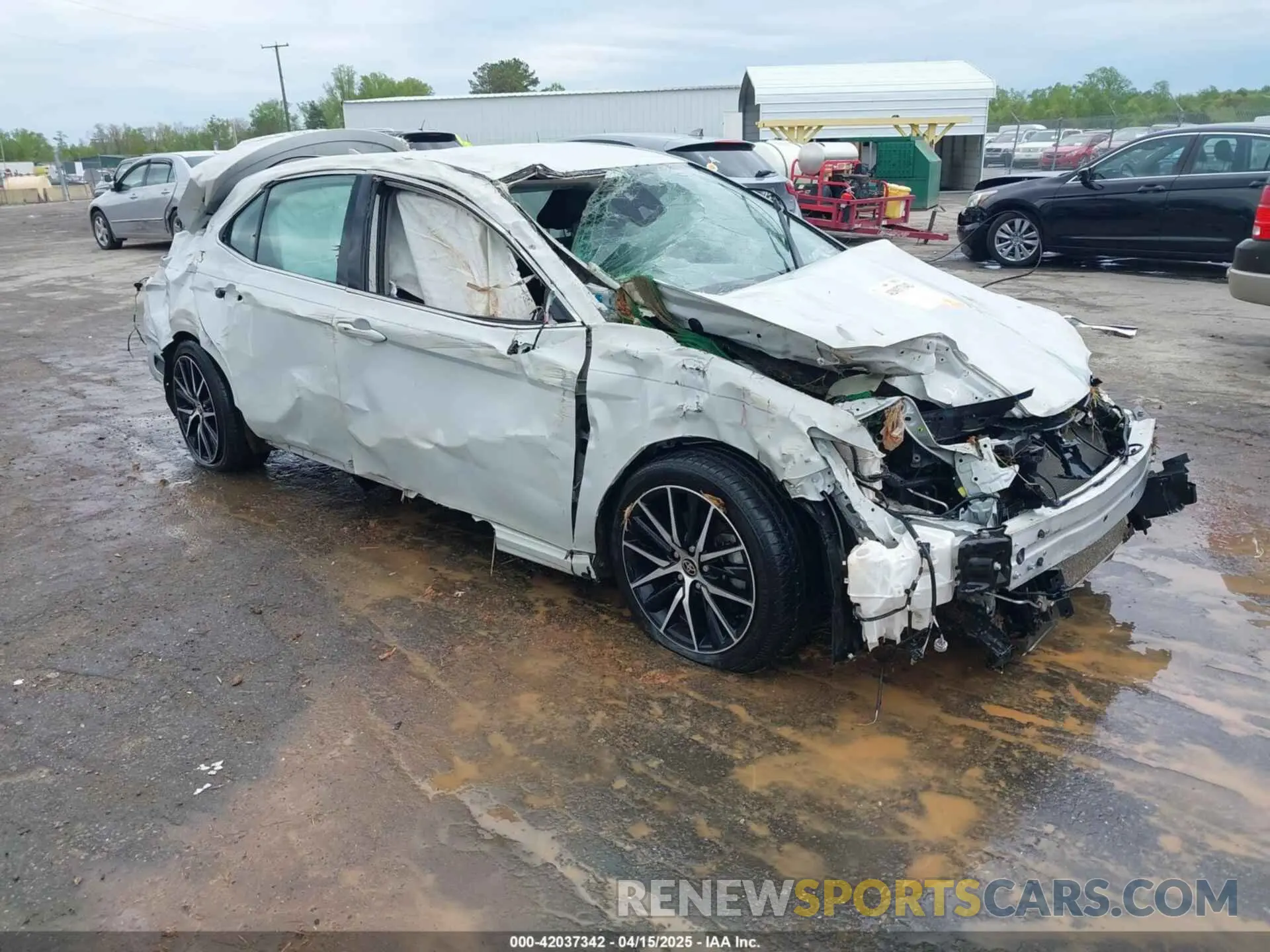 1 Фотография поврежденного автомобиля 4T1G11AK4PU131903 TOYOTA CAMRY 2023