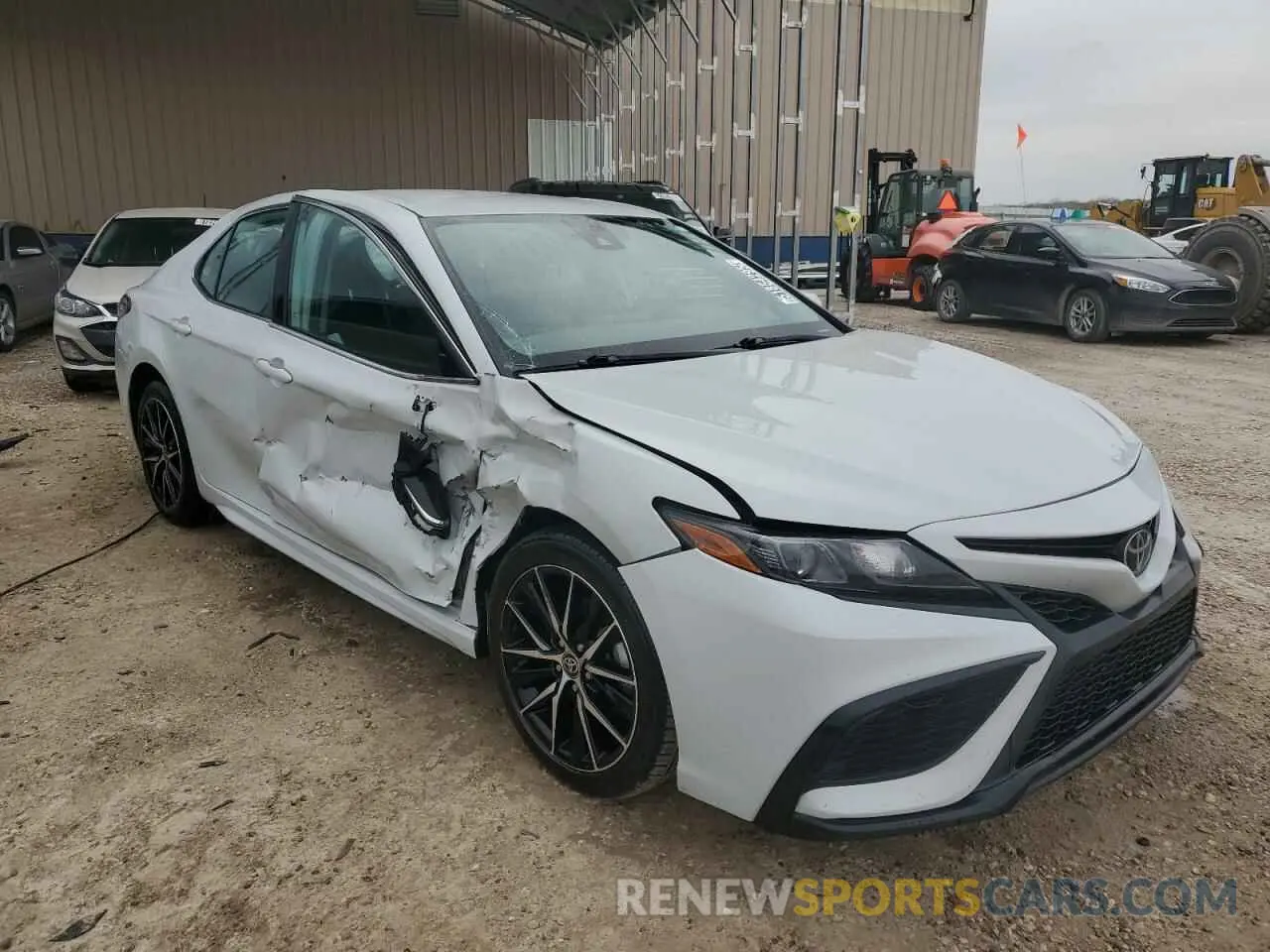 4 Фотография поврежденного автомобиля 4T1G11AK4PU157143 TOYOTA CAMRY 2023