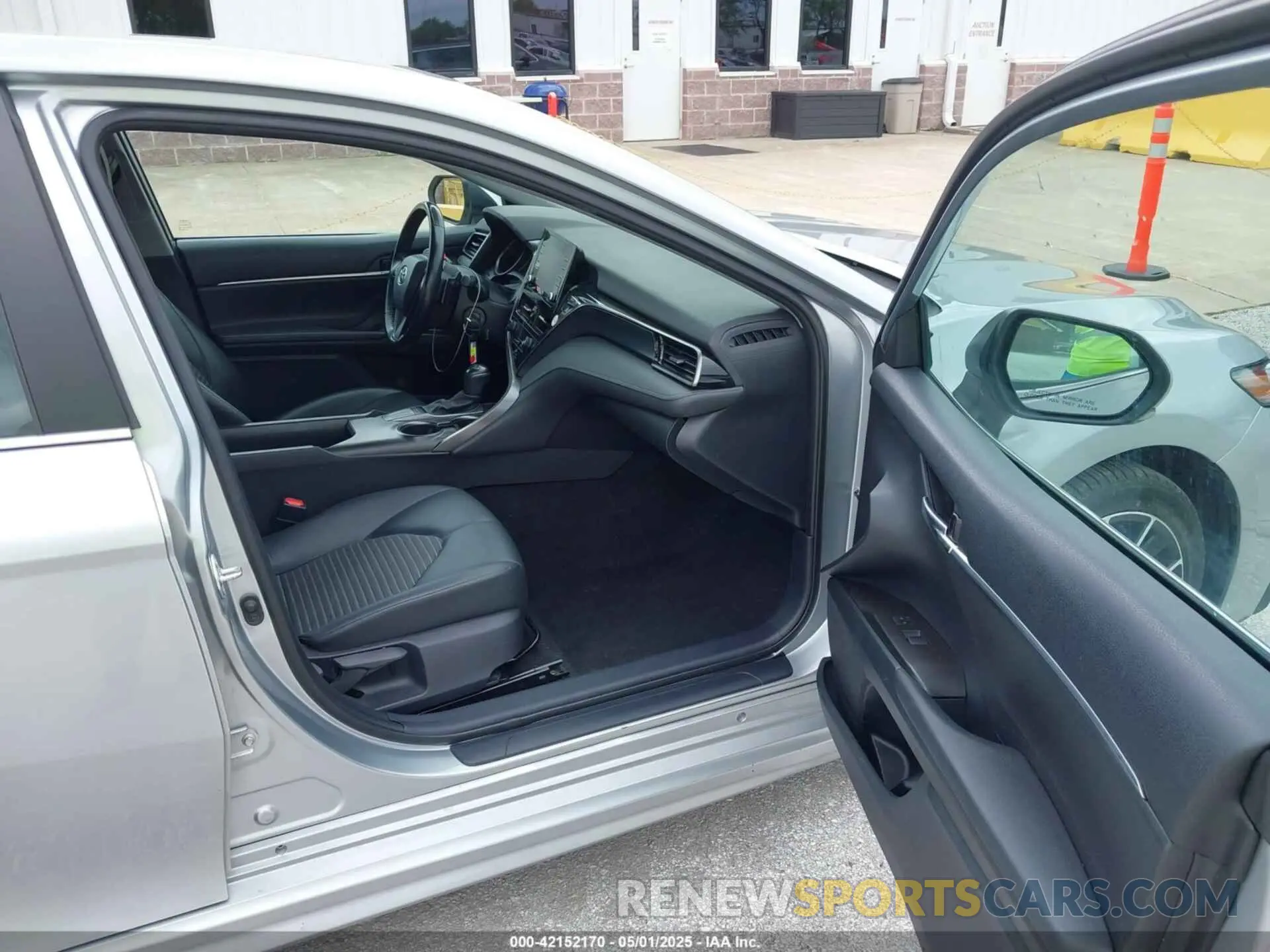 5 Photograph of a damaged car 4T1G11AK4PU736195 TOYOTA CAMRY 2023