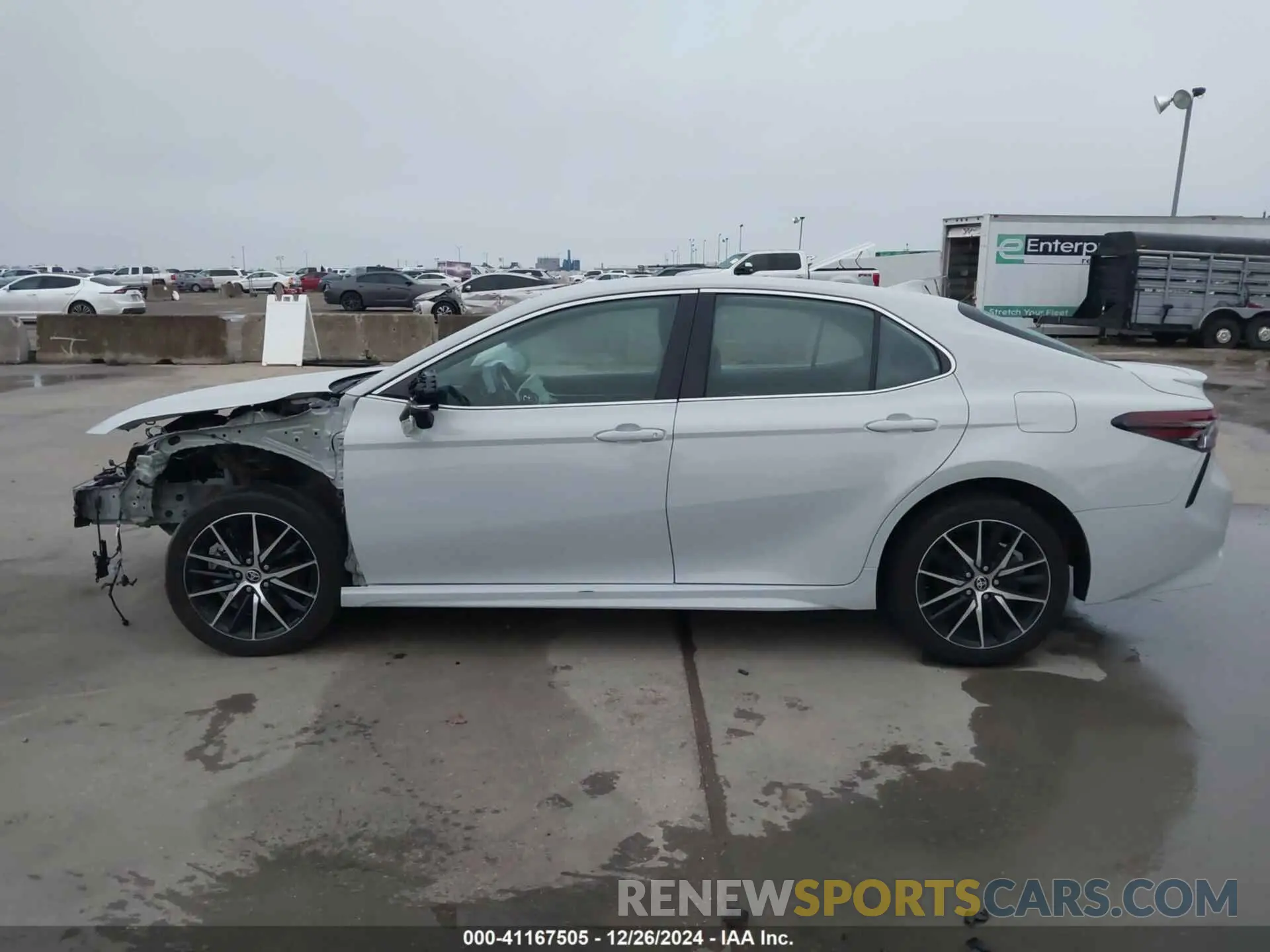 15 Photograph of a damaged car 4T1G11AK5PU098491 TOYOTA CAMRY 2023