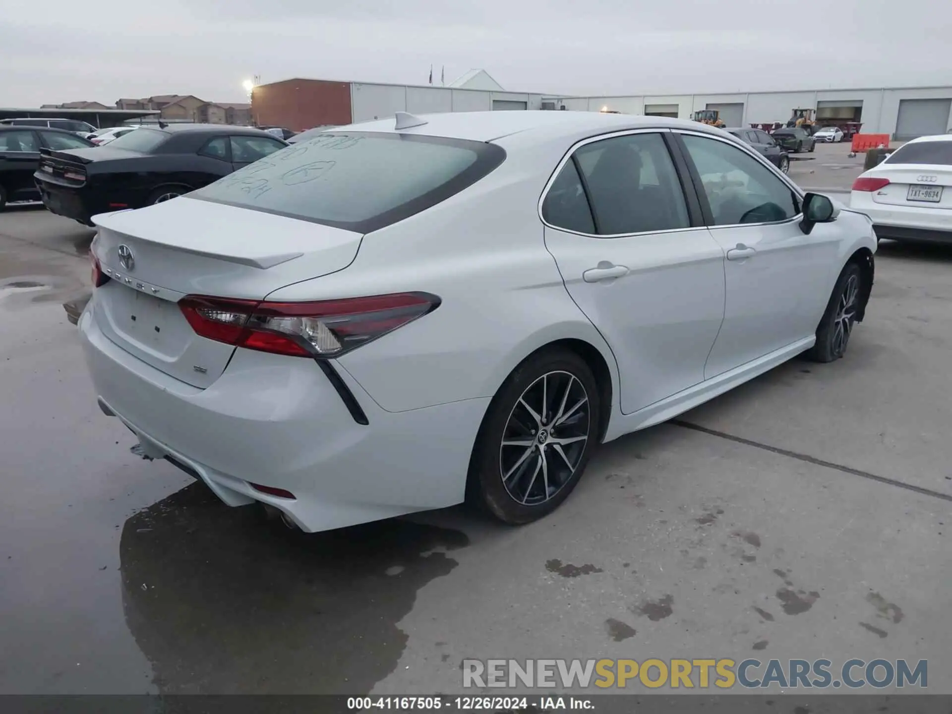 4 Photograph of a damaged car 4T1G11AK5PU098491 TOYOTA CAMRY 2023