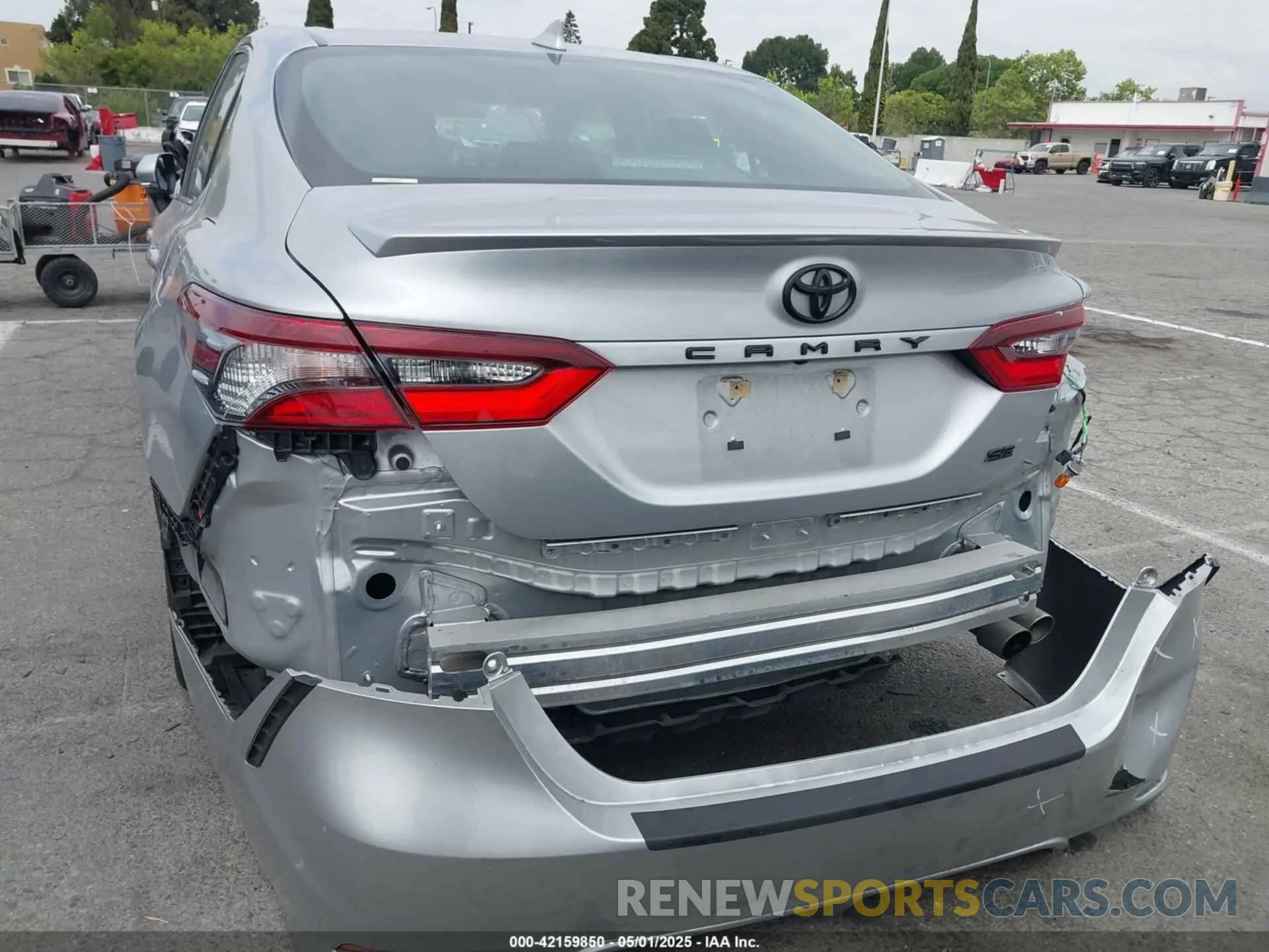 6 Photograph of a damaged car 4T1G11AK5PU101812 TOYOTA CAMRY 2023