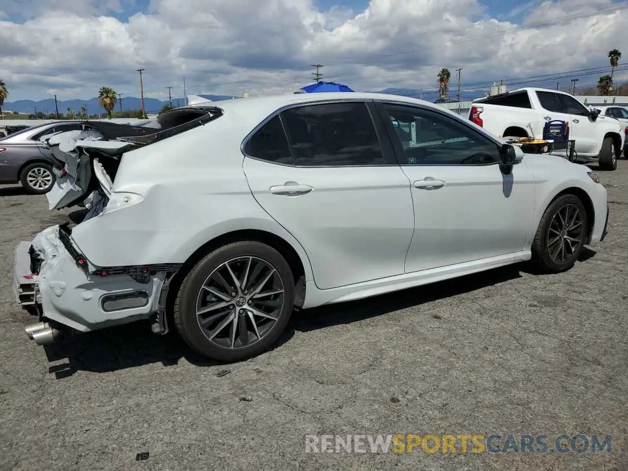 3 Photograph of a damaged car 4T1G11AK5PU131571 TOYOTA CAMRY 2023
