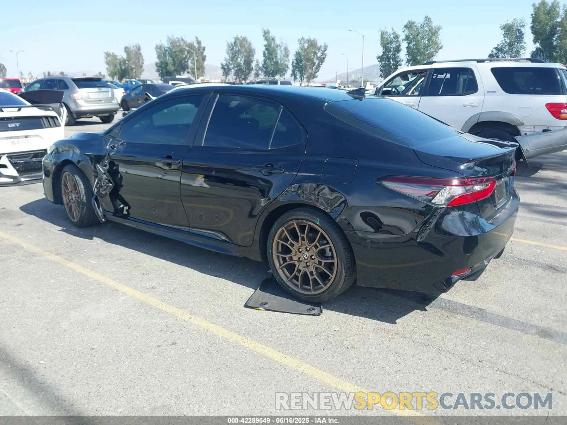 3 Photograph of a damaged car 4T1G11AK5PU142800 TOYOTA CAMRY 2023