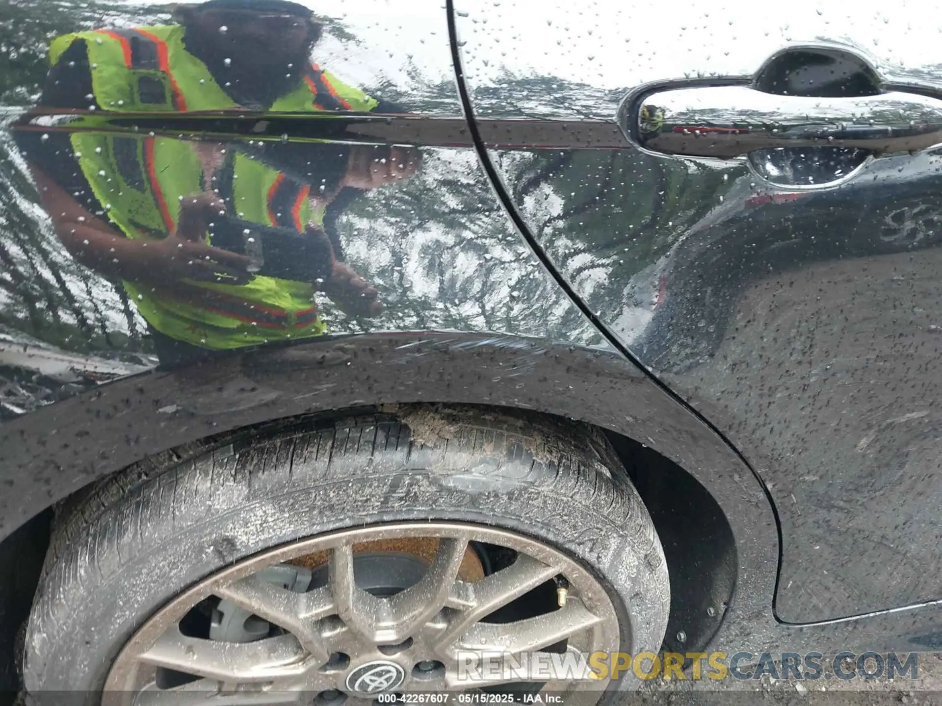 6 Photograph of a damaged car 4T1G11AK5PU169818 TOYOTA CAMRY 2023