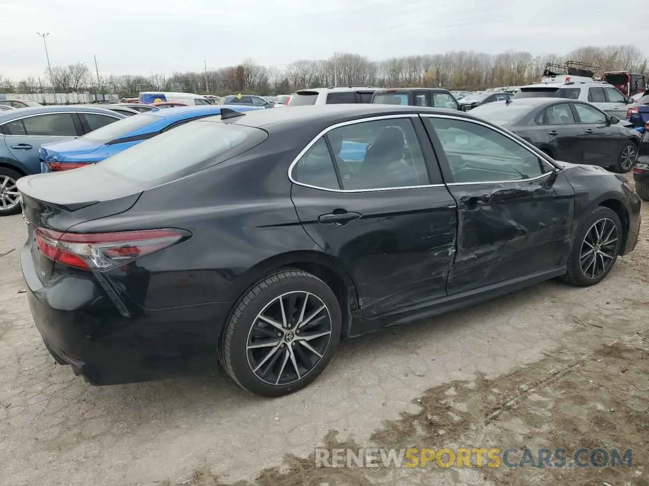 3 Фотография поврежденного автомобиля 4T1G11AK5PU173948 TOYOTA CAMRY 2023