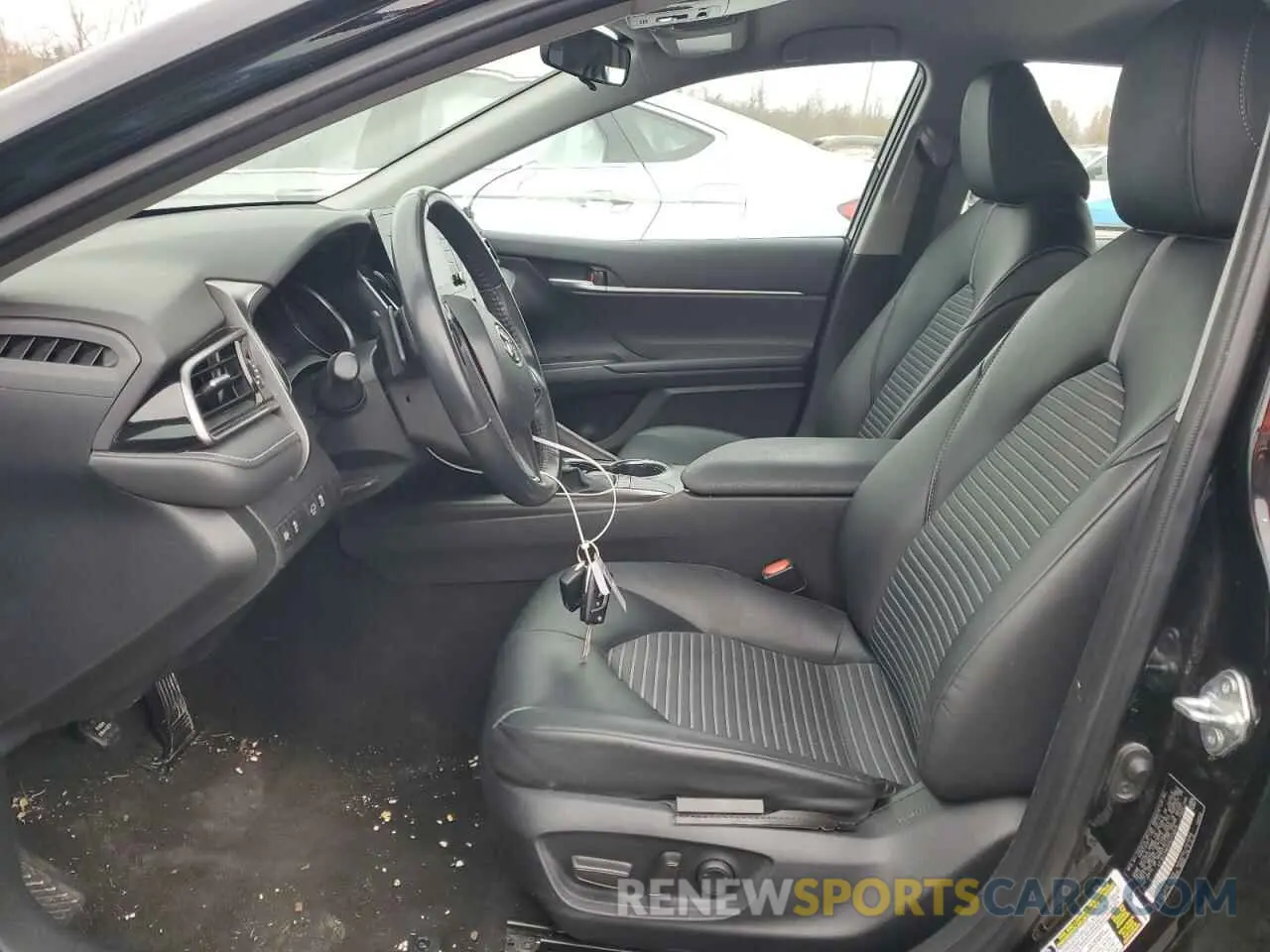 7 Фотография поврежденного автомобиля 4T1G11AK5PU173948 TOYOTA CAMRY 2023