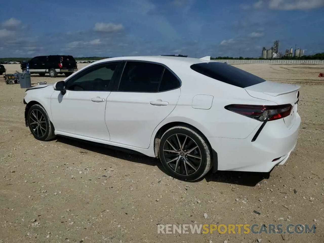 2 Photograph of a damaged car 4T1G11AK5PU735685 TOYOTA CAMRY 2023