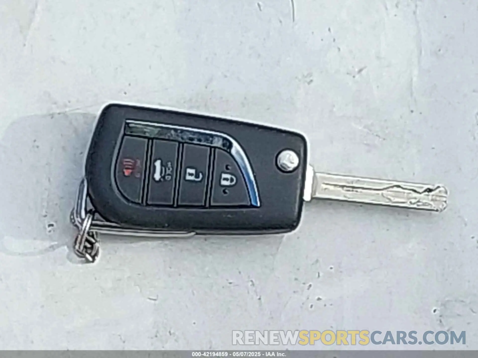 11 Фотография поврежденного автомобиля 4T1G11AK5PU764698 TOYOTA CAMRY 2023