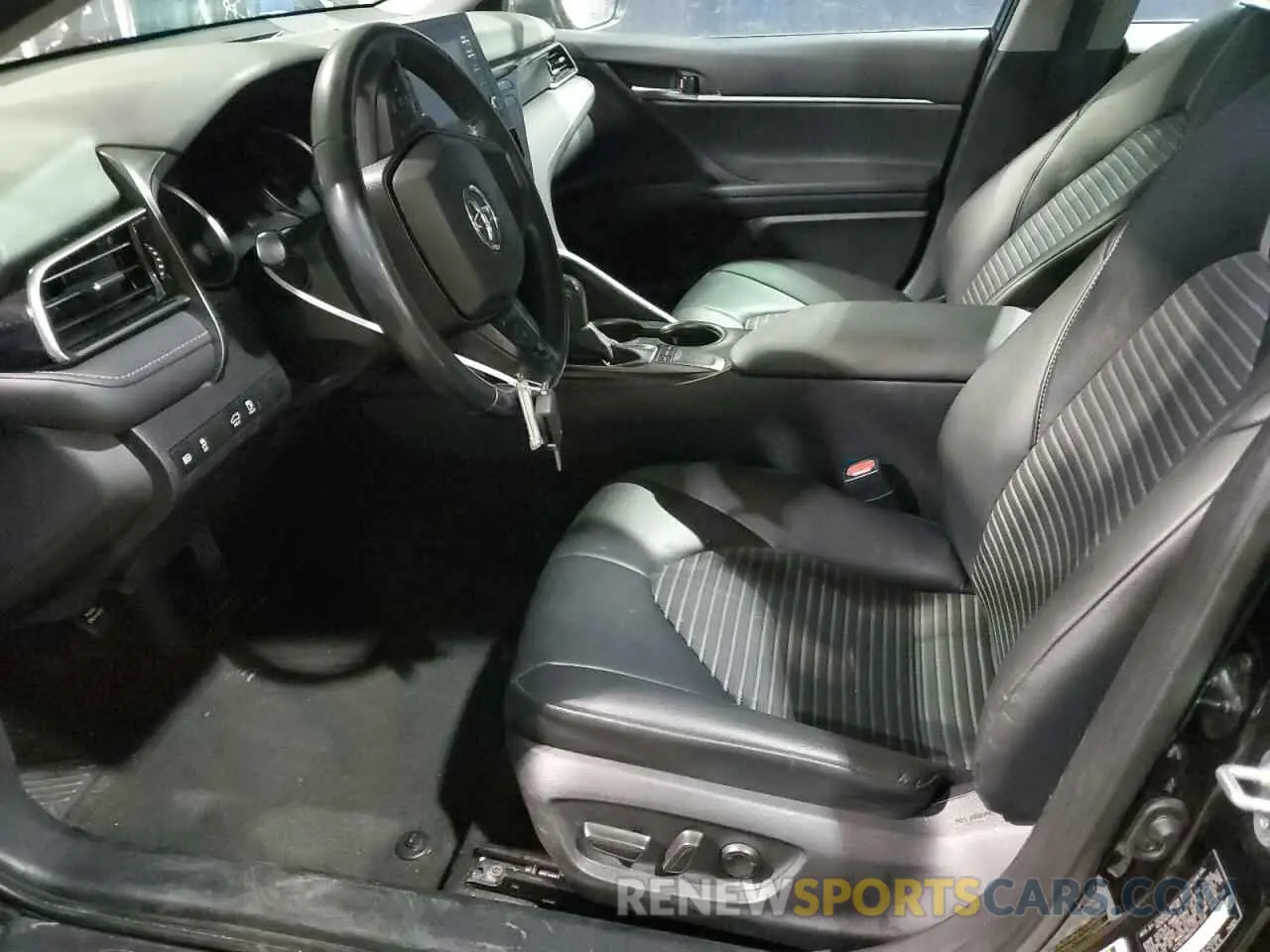 7 Фотография поврежденного автомобиля 4T1G11AK5PU771313 TOYOTA CAMRY 2023