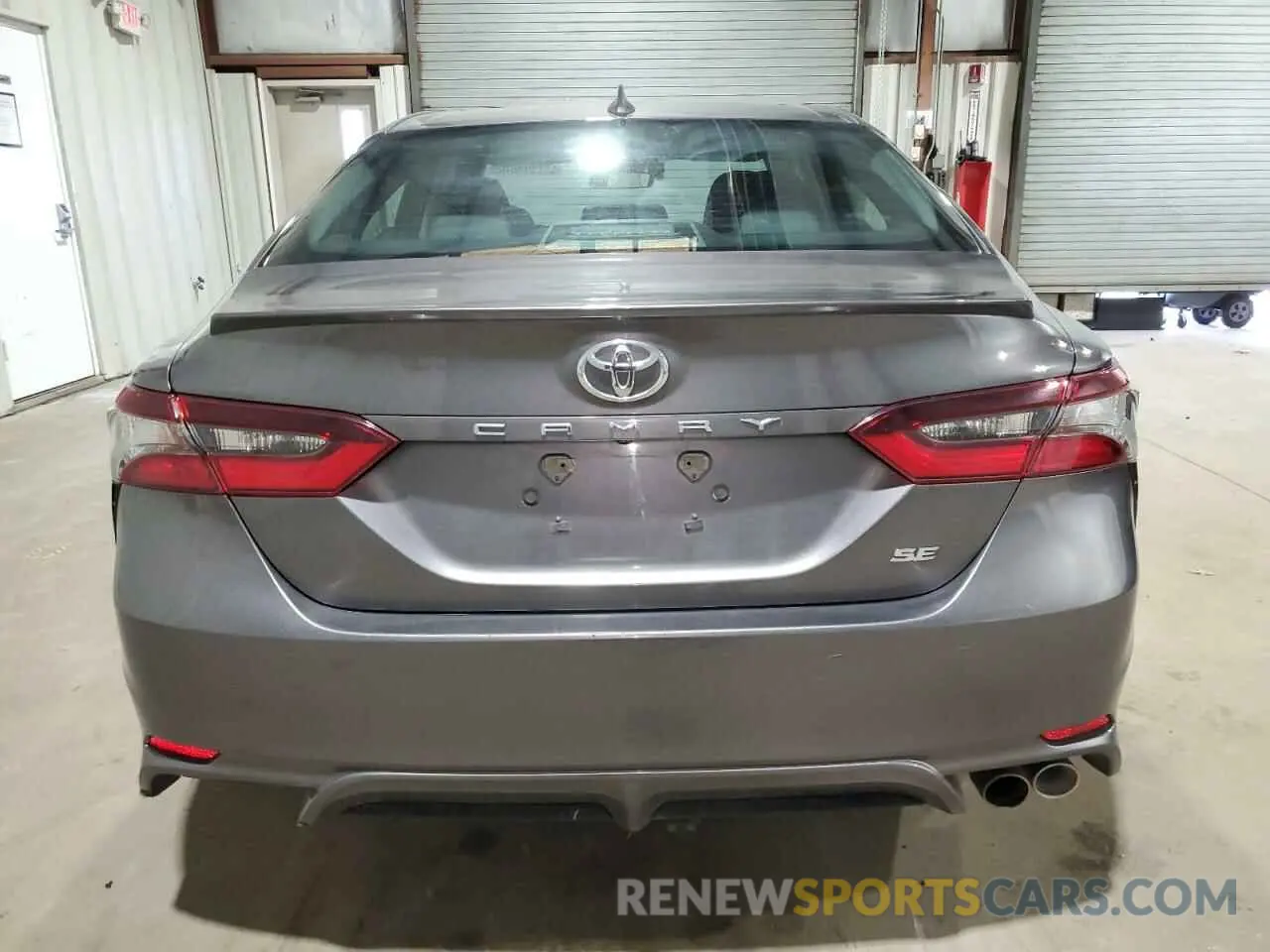 6 Фотография поврежденного автомобиля 4T1G11AK5PU827802 TOYOTA CAMRY 2023