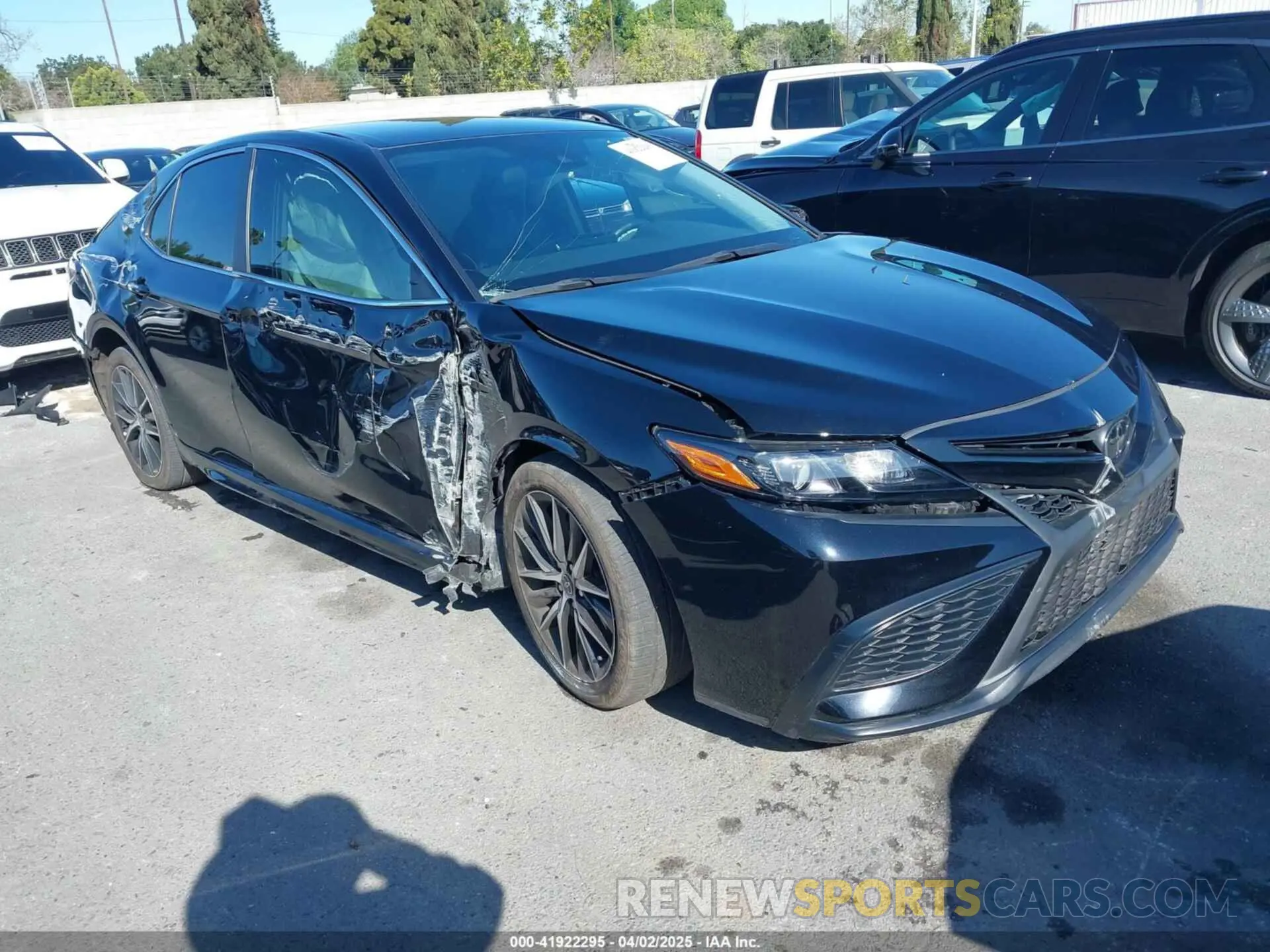 1 Фотография поврежденного автомобиля 4T1G11AK5PU836466 TOYOTA CAMRY 2023