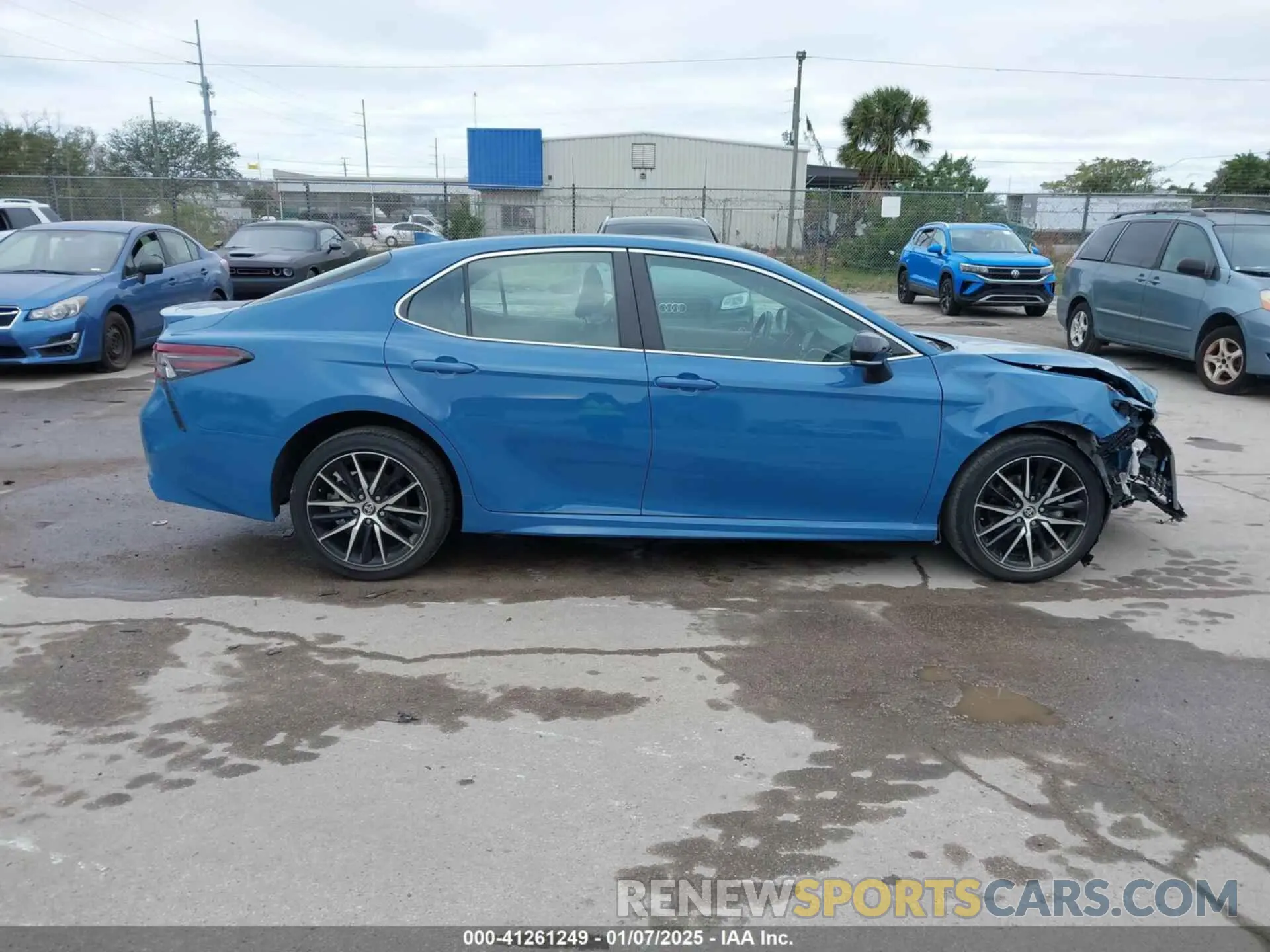 13 Фотография поврежденного автомобиля 4T1G11AK6PU089427 TOYOTA CAMRY 2023
