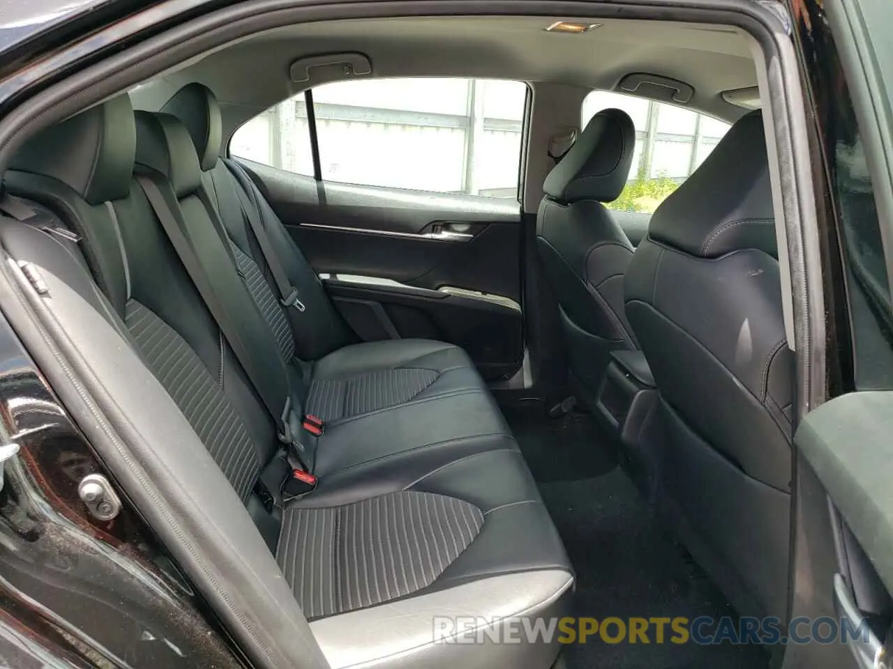 10 Фотография поврежденного автомобиля 4T1G11AK6PU144927 TOYOTA CAMRY 2023