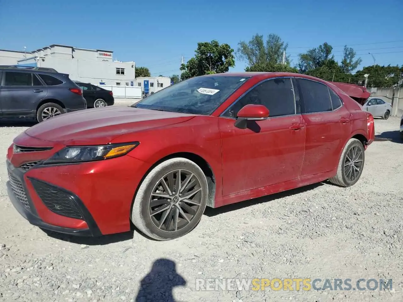 1 Фотография поврежденного автомобиля 4T1G11AK6PU173747 TOYOTA CAMRY 2023