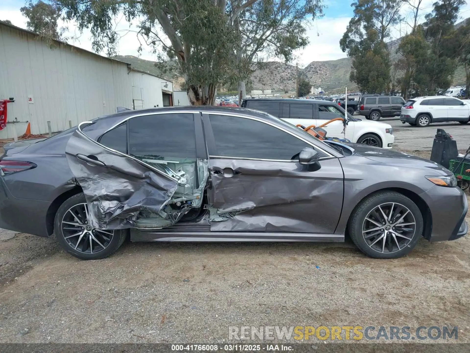 13 Фотография поврежденного автомобиля 4T1G11AK6PU761681 TOYOTA CAMRY 2023