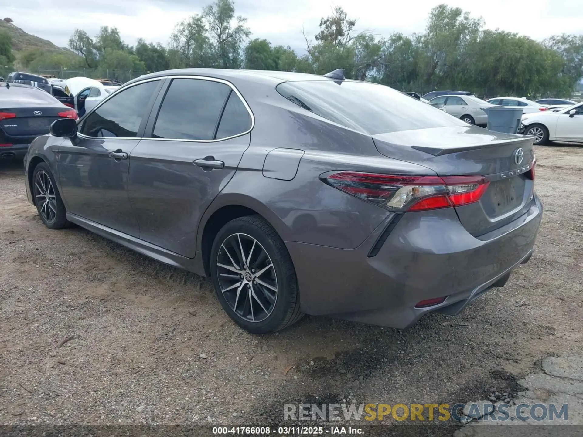 3 Фотография поврежденного автомобиля 4T1G11AK6PU761681 TOYOTA CAMRY 2023