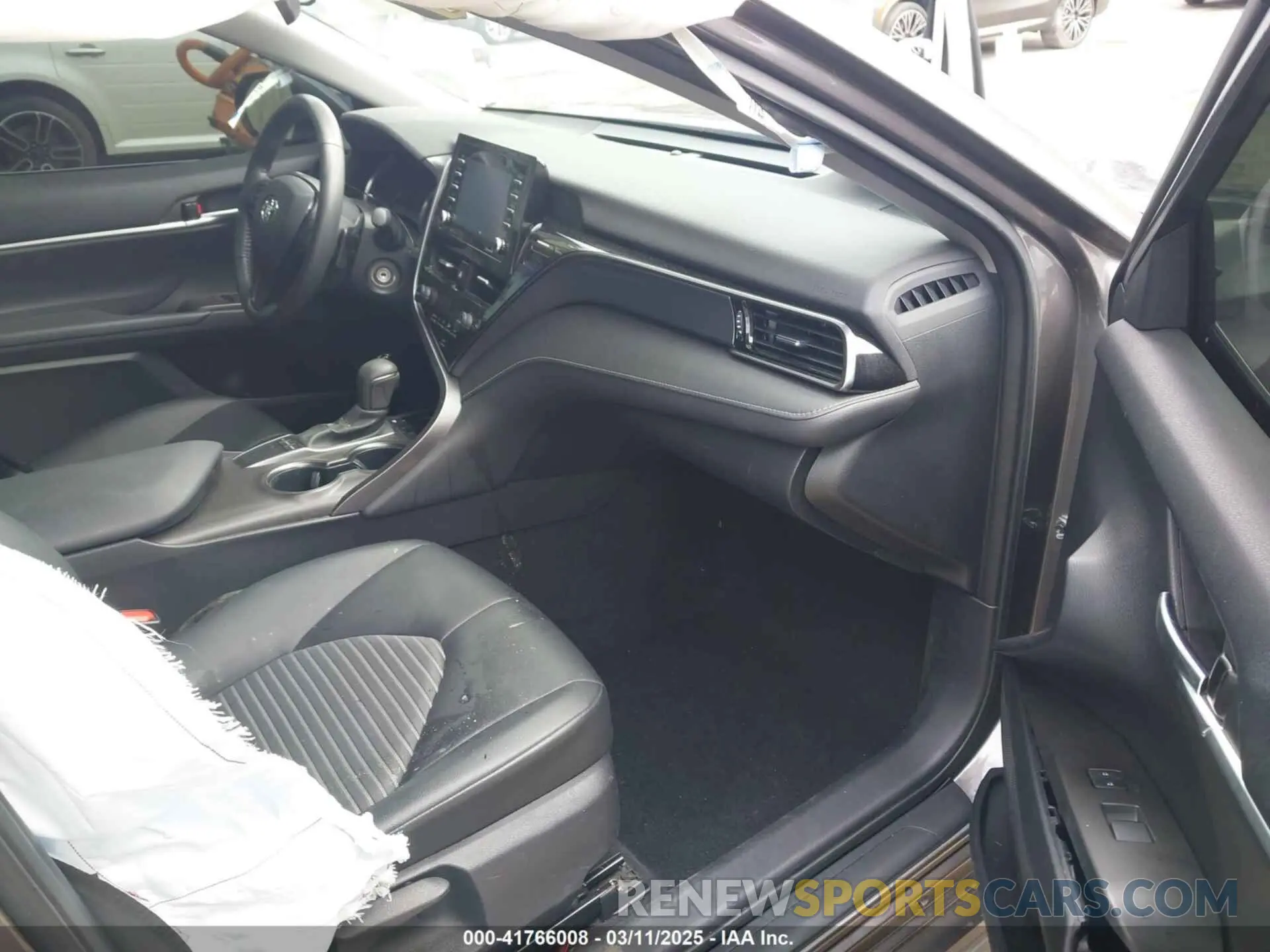 5 Фотография поврежденного автомобиля 4T1G11AK6PU761681 TOYOTA CAMRY 2023