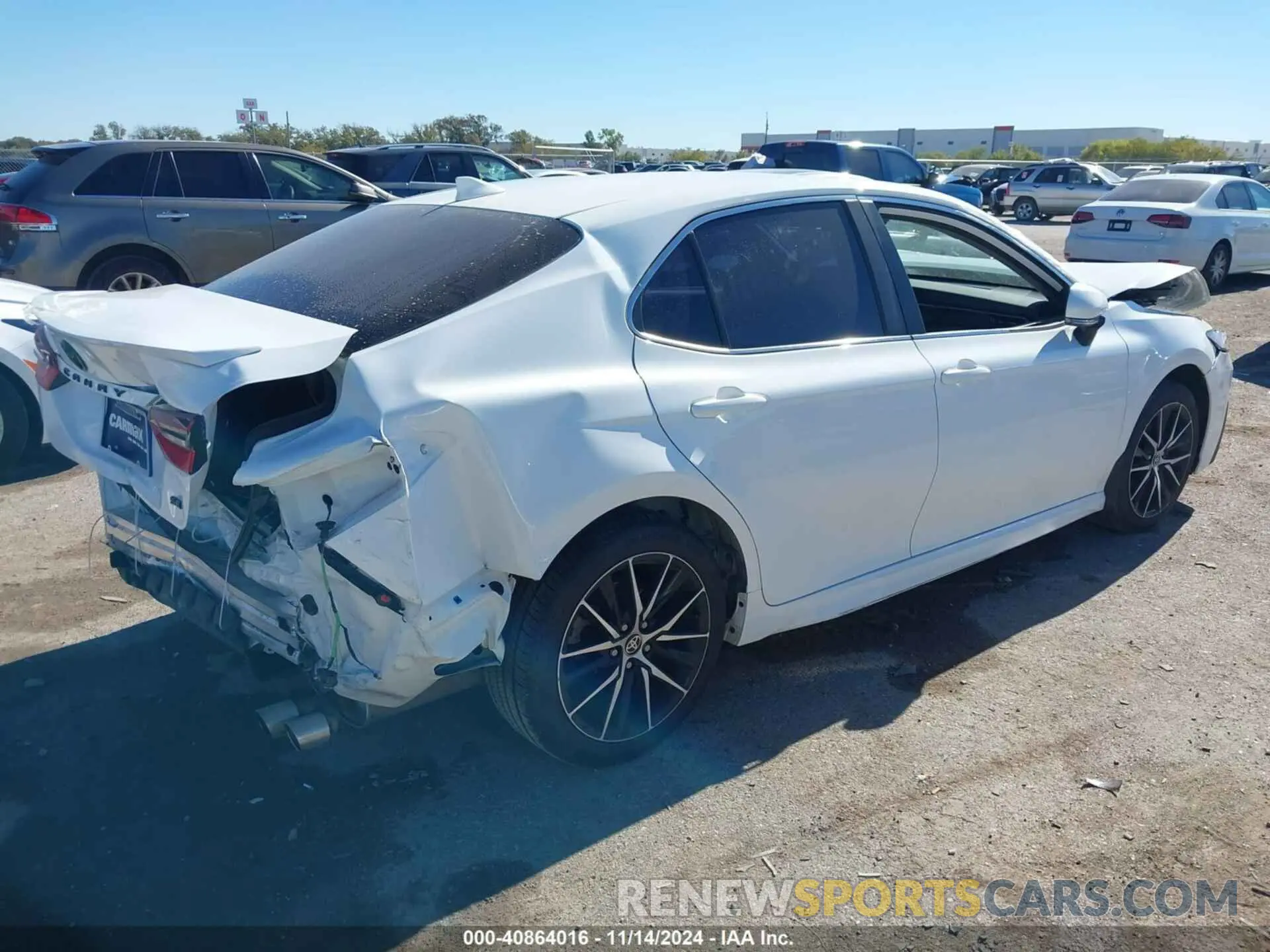 4 Фотография поврежденного автомобиля 4T1G11AK6PU800432 TOYOTA CAMRY 2023