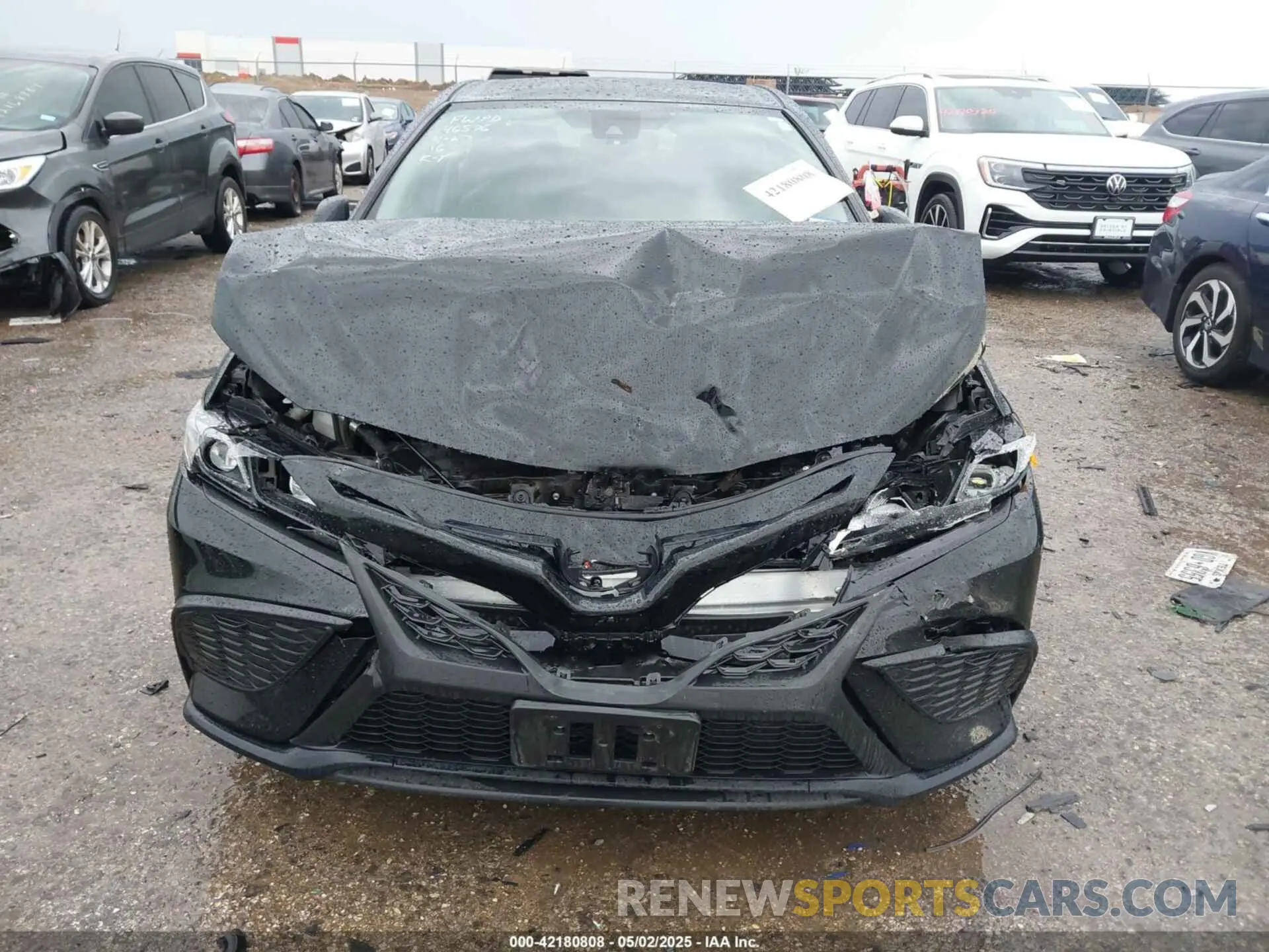 6 Photograph of a damaged car 4T1G11AK7PU736918 TOYOTA CAMRY 2023