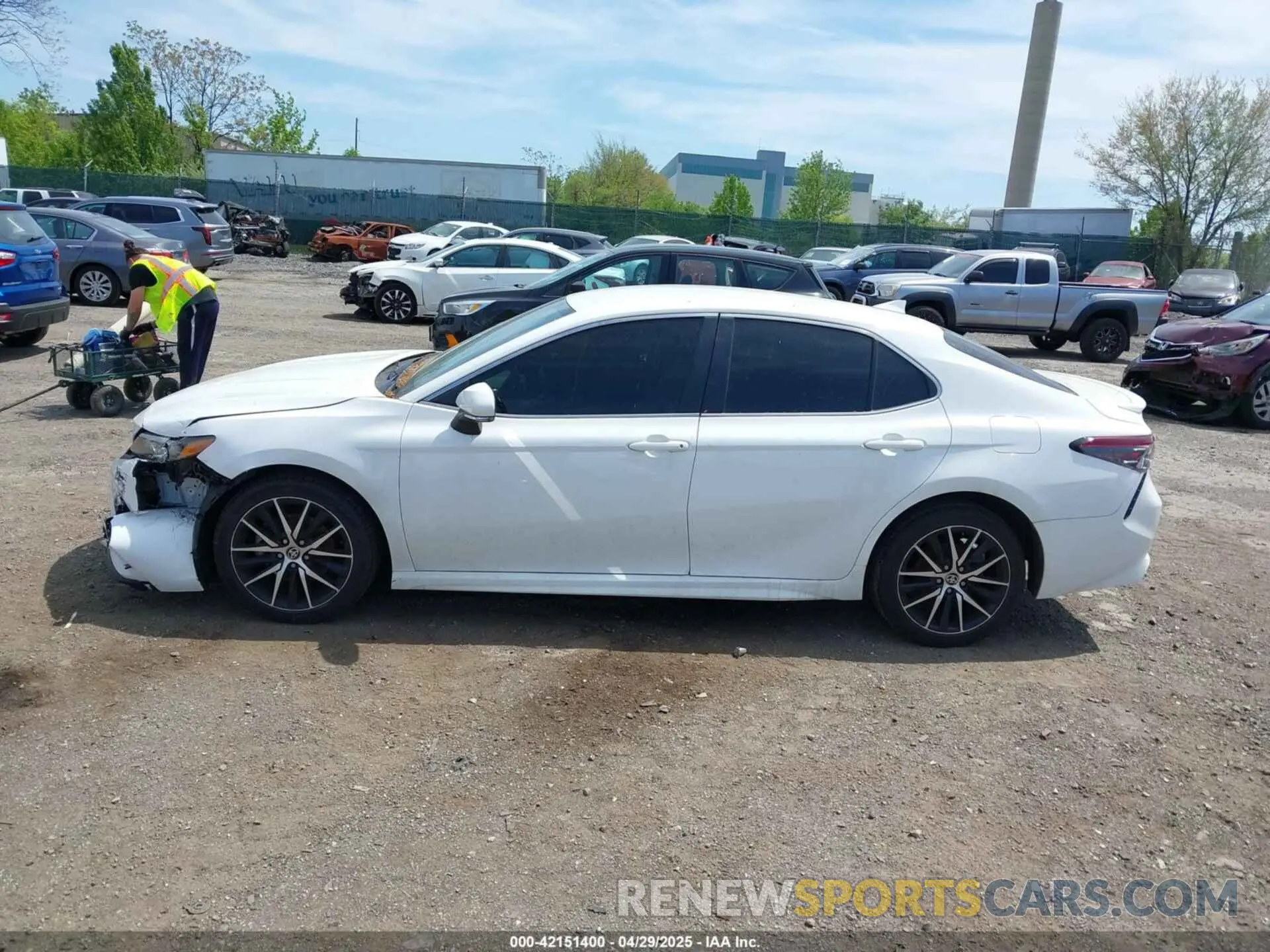 14 Photograph of a damaged car 4T1G11AK7PU741679 TOYOTA CAMRY 2023
