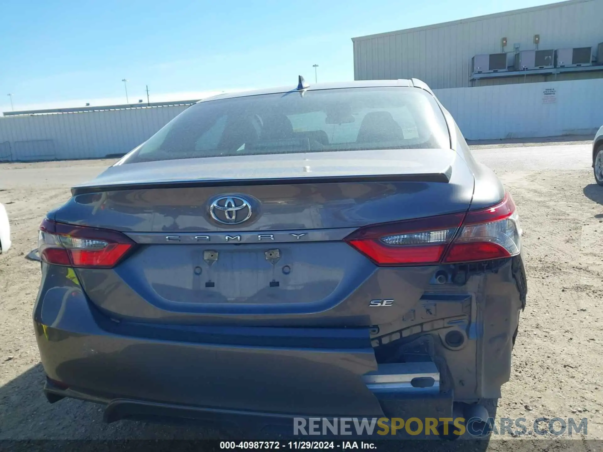 16 Фотография поврежденного автомобиля 4T1G11AK7PU756196 TOYOTA CAMRY 2023