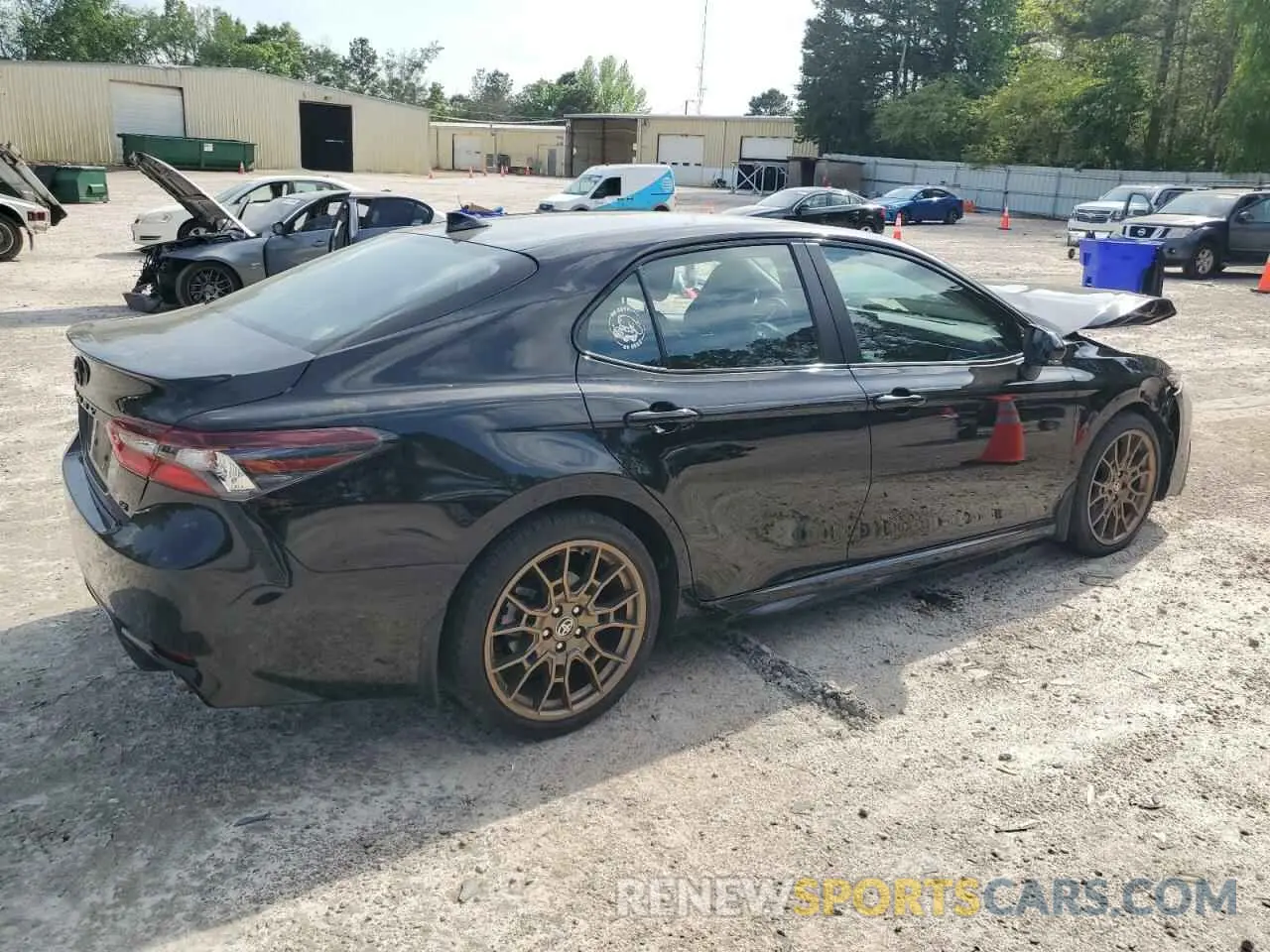 3 Фотография поврежденного автомобиля 4T1G11AK8PU143861 TOYOTA CAMRY 2023