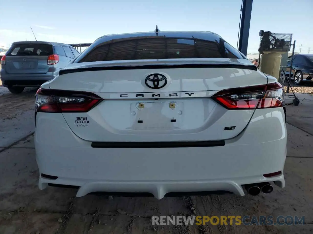 6 Photograph of a damaged car 4T1G11AK8PU171143 TOYOTA CAMRY 2023