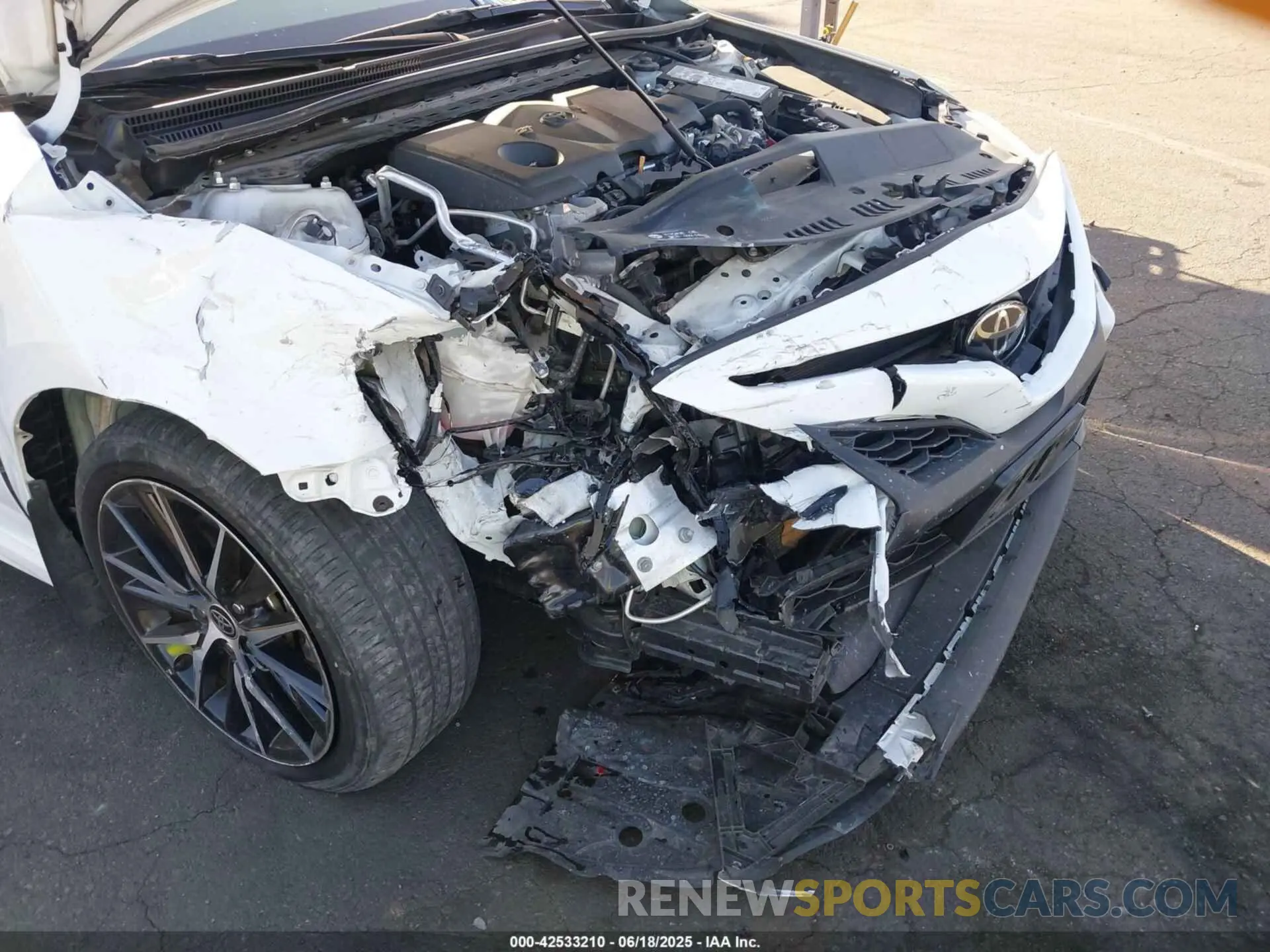 21 Photograph of a damaged car 4T1G11AK8PU763237 TOYOTA CAMRY 2023
