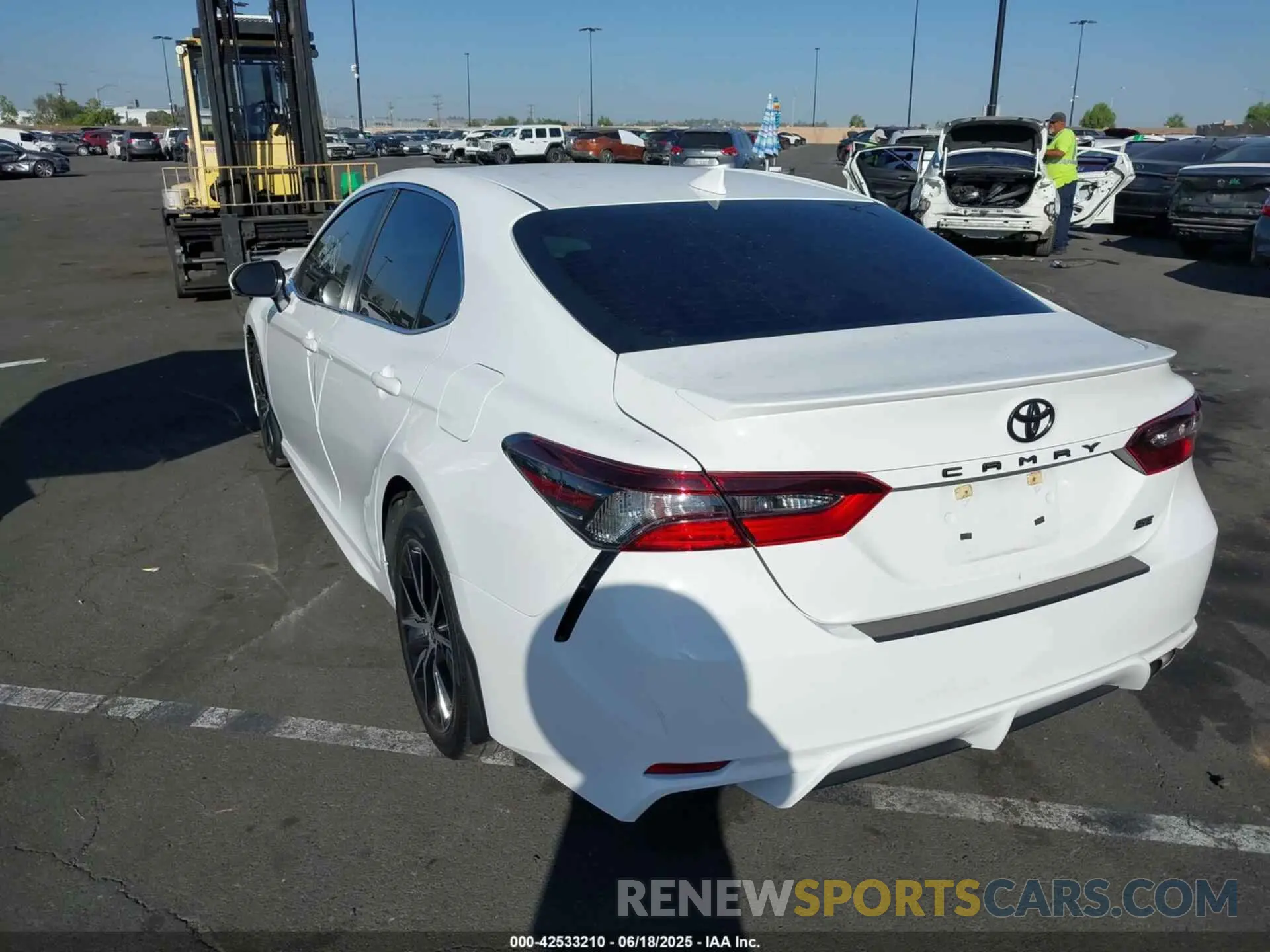 3 Photograph of a damaged car 4T1G11AK8PU763237 TOYOTA CAMRY 2023