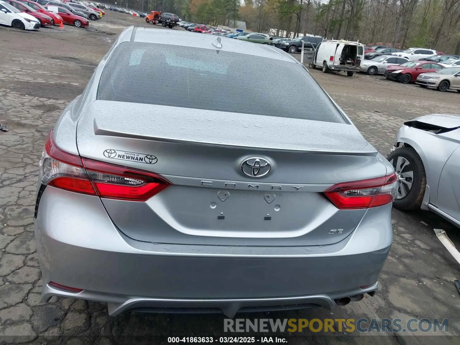16 Фотография поврежденного автомобиля 4T1G11AK8PU801548 TOYOTA CAMRY 2023