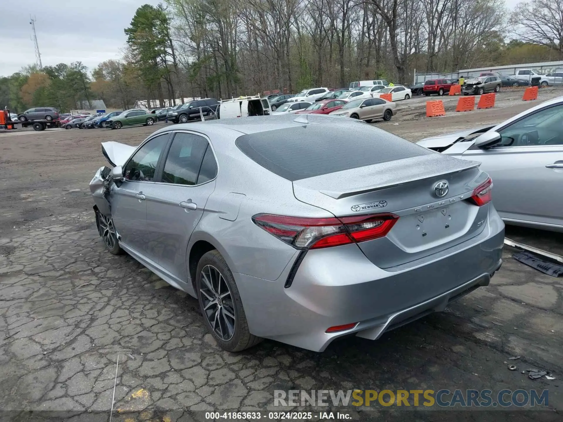 3 Фотография поврежденного автомобиля 4T1G11AK8PU801548 TOYOTA CAMRY 2023