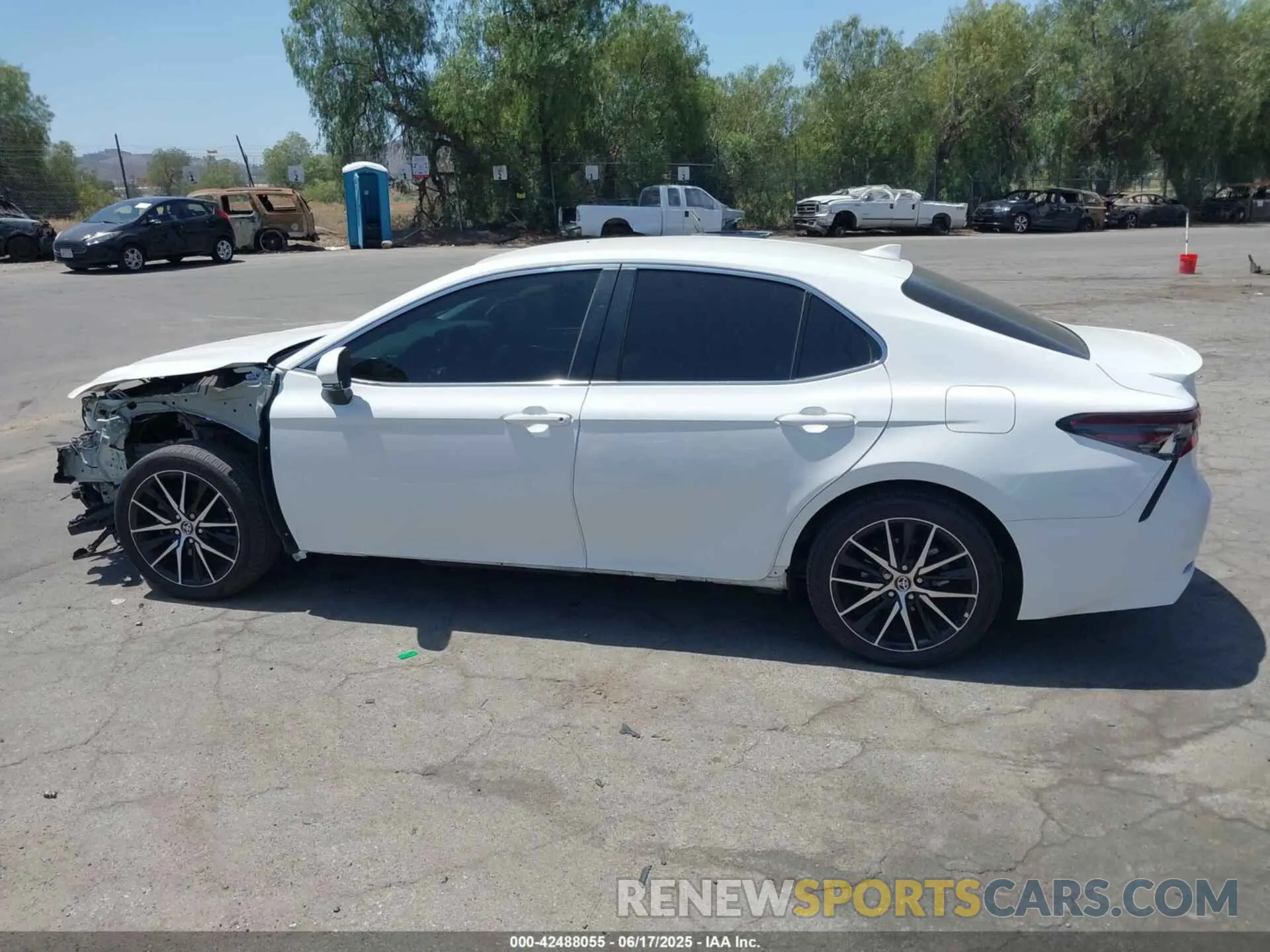 14 Photograph of a damaged car 4T1G11AK8PU822464 TOYOTA CAMRY 2023