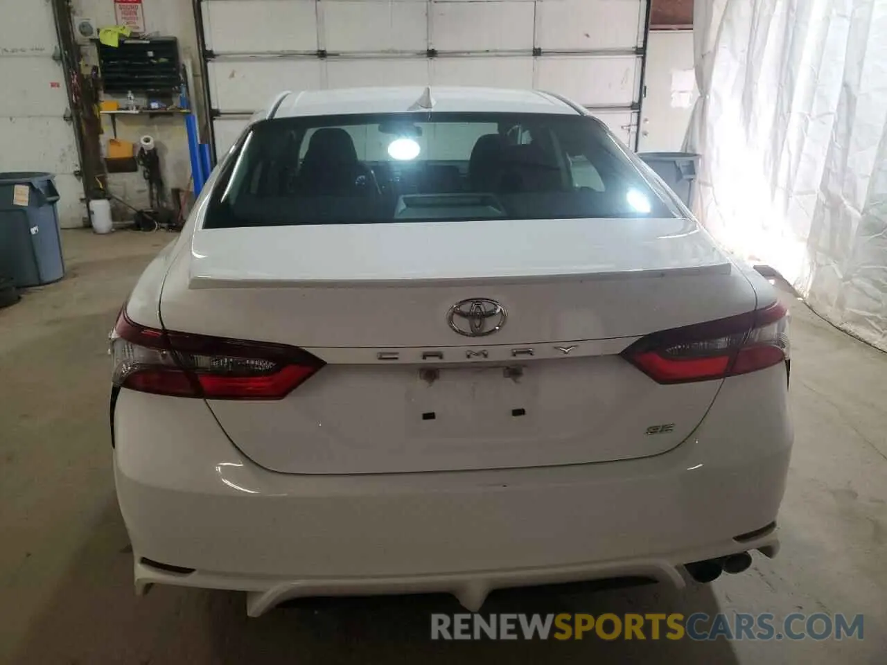 6 Фотография поврежденного автомобиля 4T1G11AK8PU823372 TOYOTA CAMRY 2023
