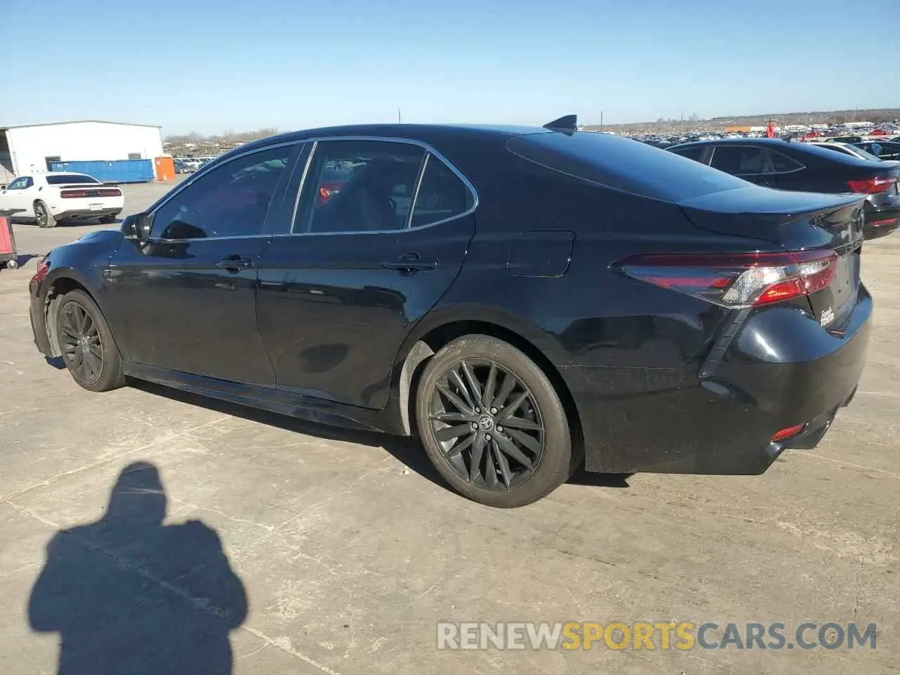 2 Фотография поврежденного автомобиля 4T1G11AK9PU783870 TOYOTA CAMRY 2023