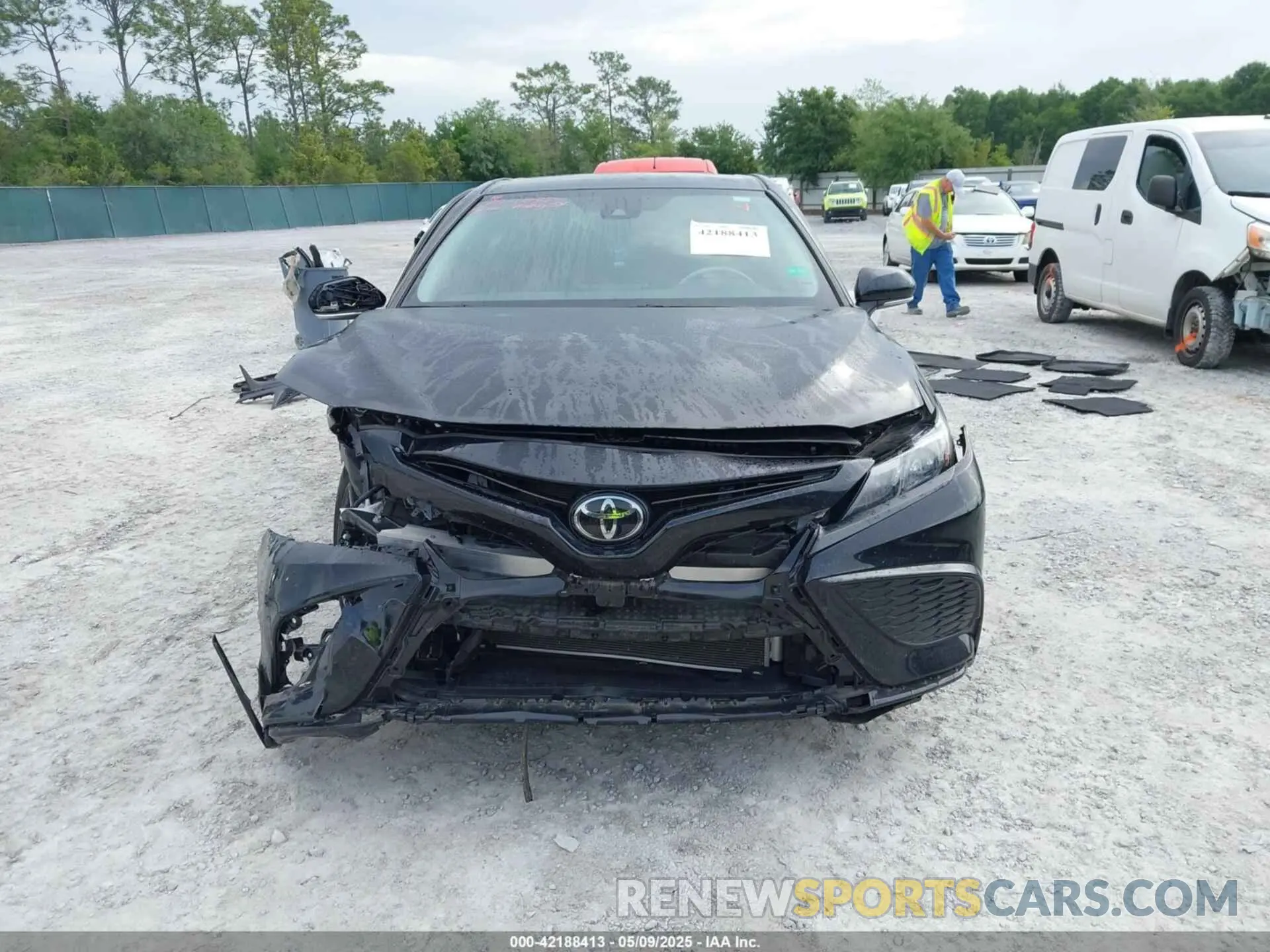 13 Photograph of a damaged car 4T1G11AK9PU796795 TOYOTA CAMRY 2023