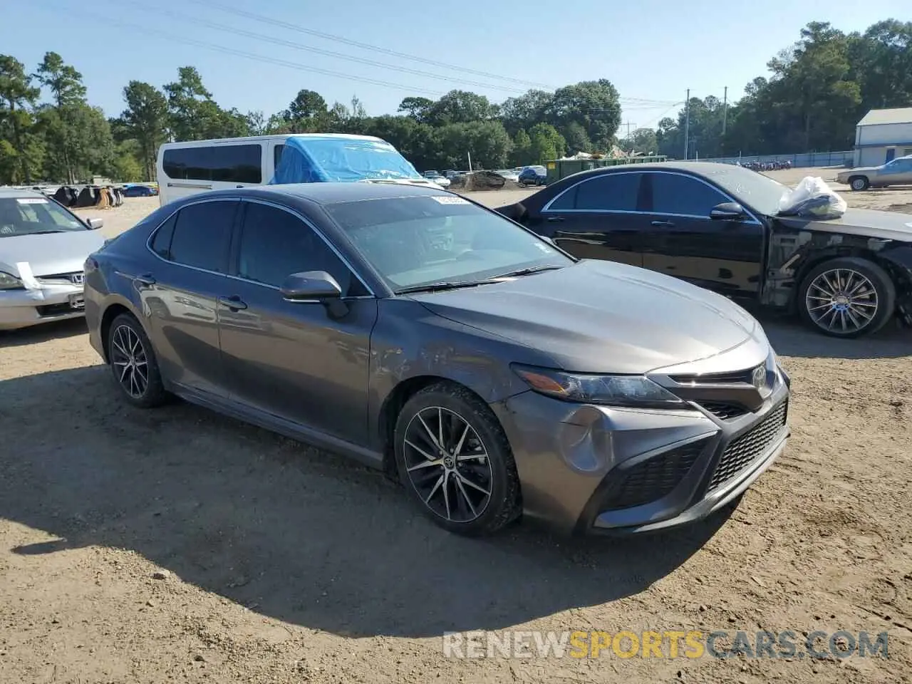 4 Фотография поврежденного автомобиля 4T1G11AK9PU811277 TOYOTA CAMRY 2023