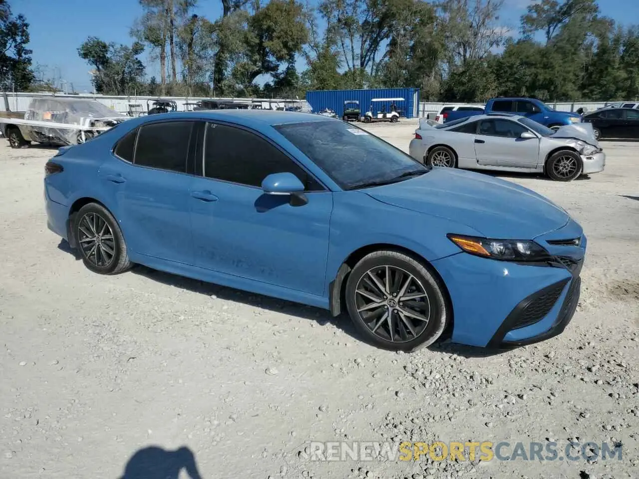 4 Фотография поврежденного автомобиля 4T1G11AKXPU133297 TOYOTA CAMRY 2023
