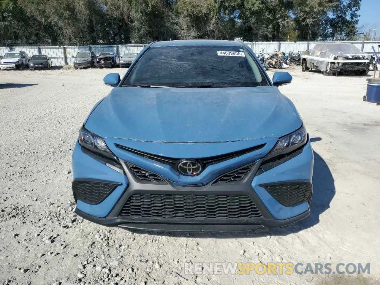 5 Фотография поврежденного автомобиля 4T1G11AKXPU133297 TOYOTA CAMRY 2023