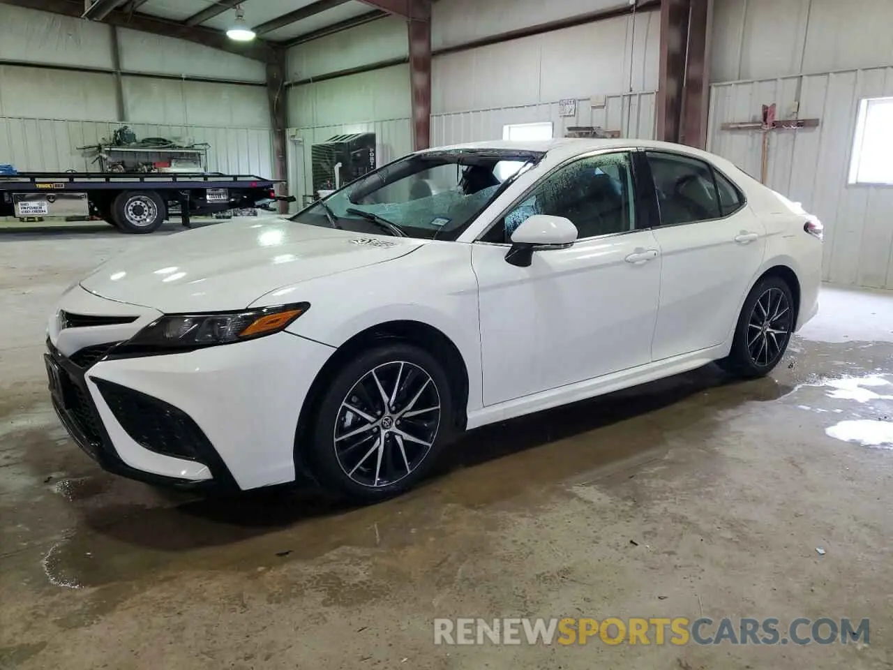 1 Фотография поврежденного автомобиля 4T1G11AKXPU824507 TOYOTA CAMRY 2023