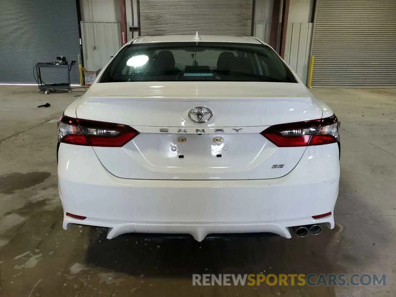 6 Фотография поврежденного автомобиля 4T1G11AKXPU824507 TOYOTA CAMRY 2023