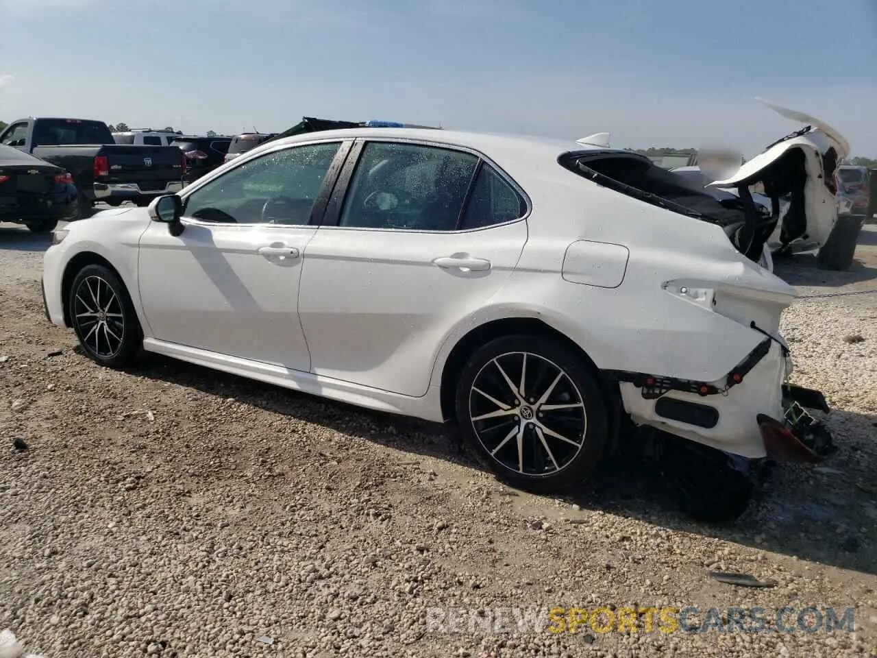 2 Фотография поврежденного автомобиля 4T1G11AKXPU837029 TOYOTA CAMRY 2023