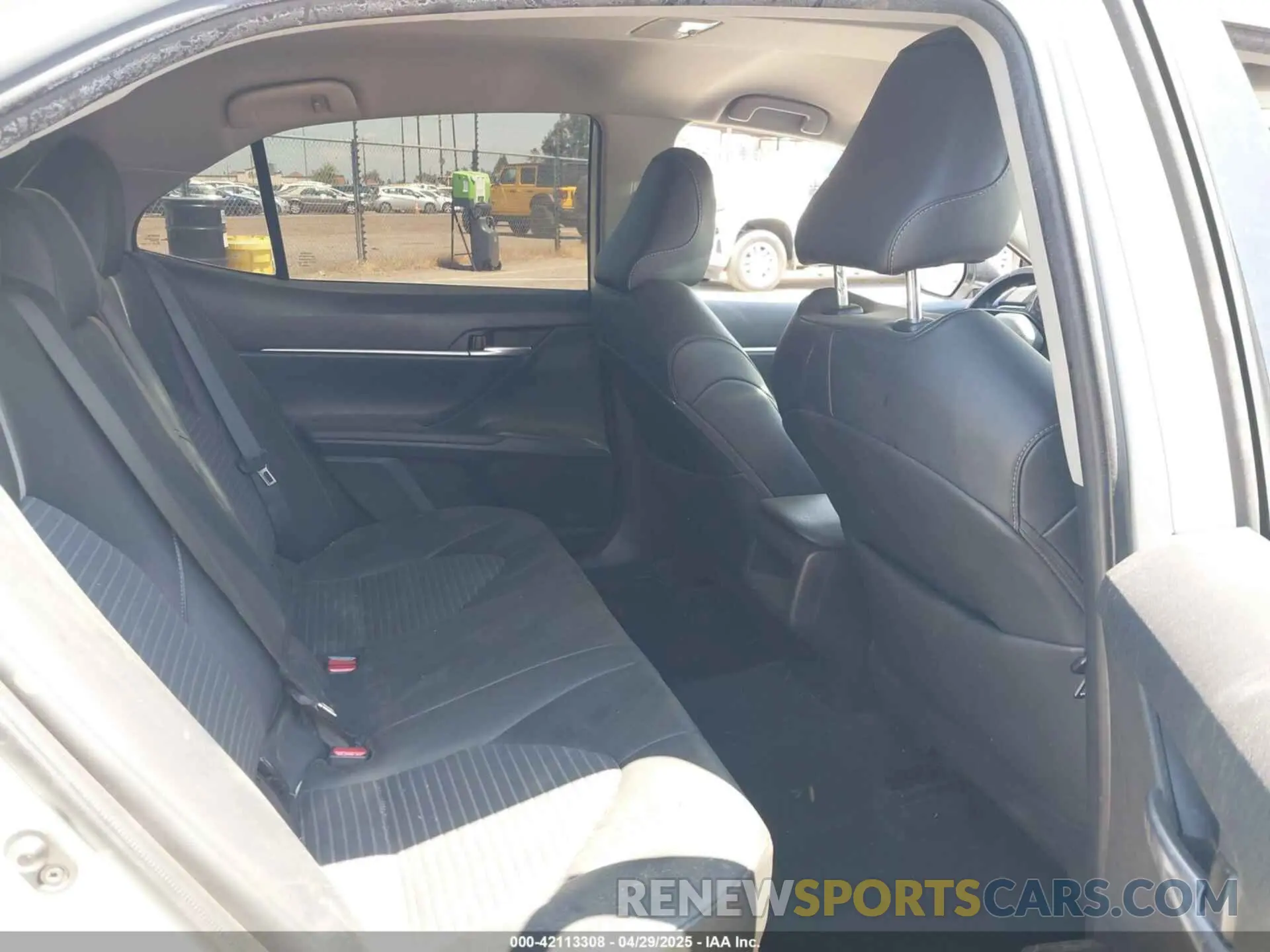 8 Фотография поврежденного автомобиля 4T1G11BK0PU099904 TOYOTA CAMRY 2023