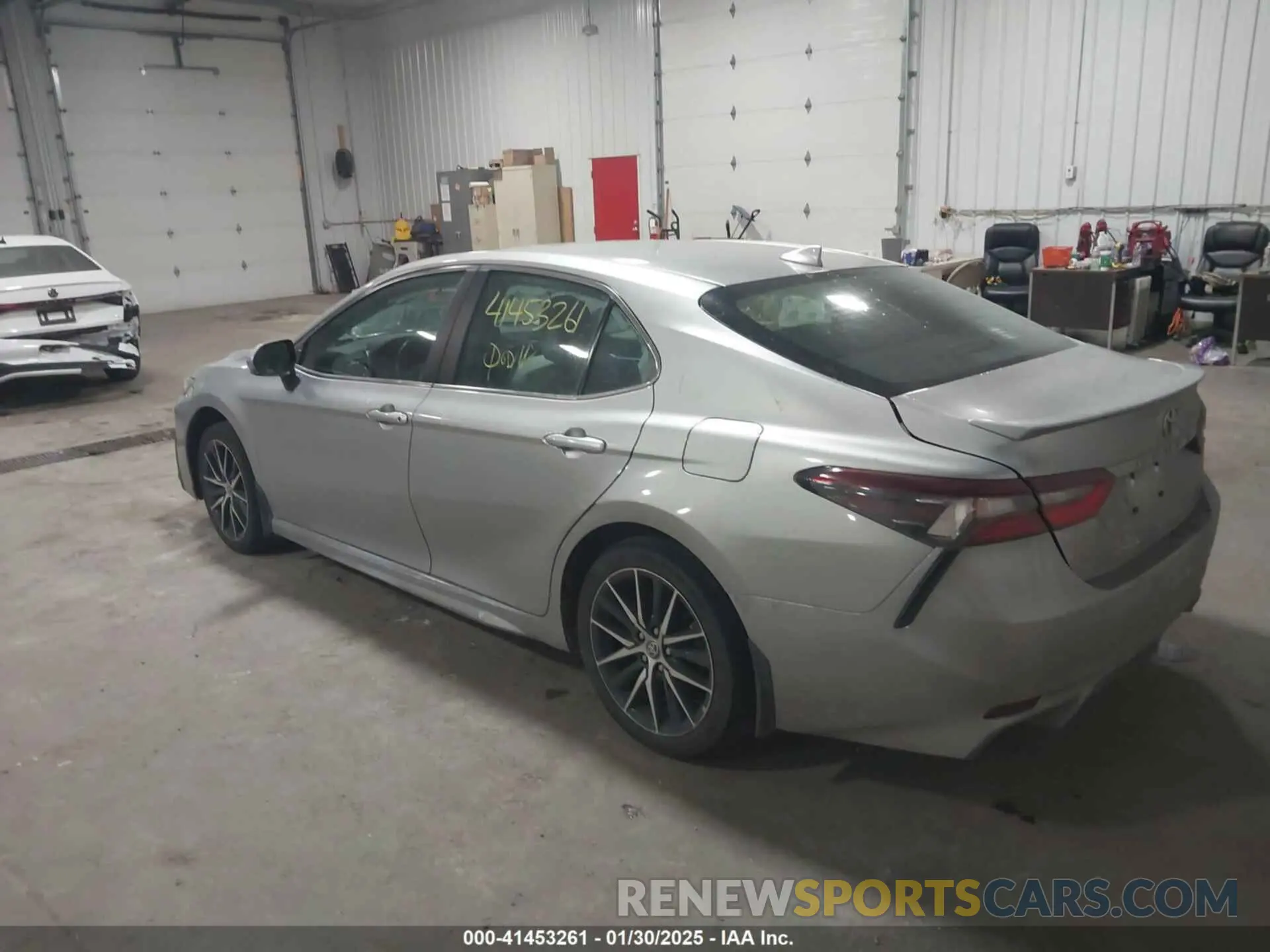 3 Photograph of a damaged car 4T1G11BK1PU078589 TOYOTA CAMRY 2023