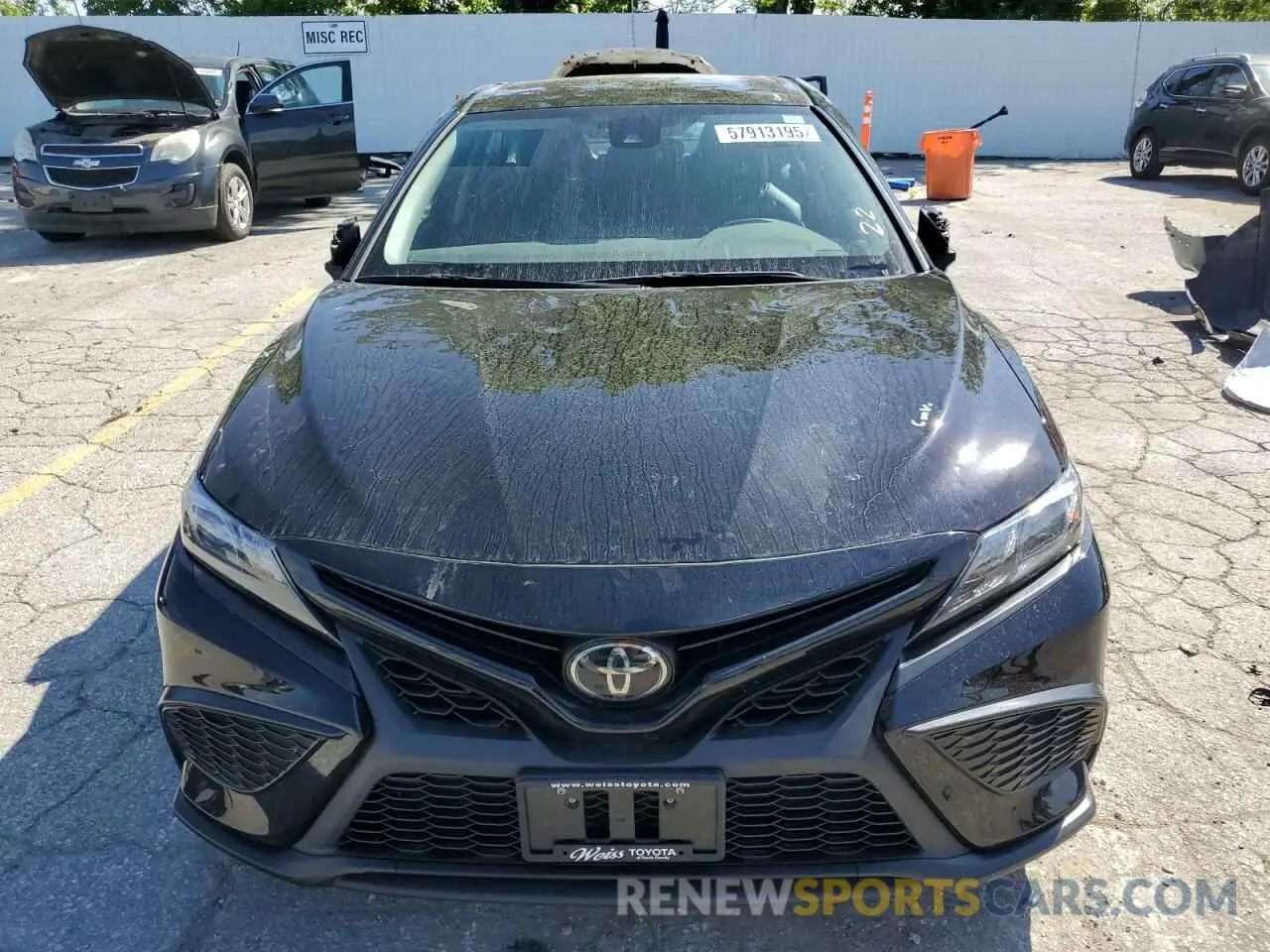 5 Photograph of a damaged car 4T1G11BK2PU084207 TOYOTA CAMRY 2023