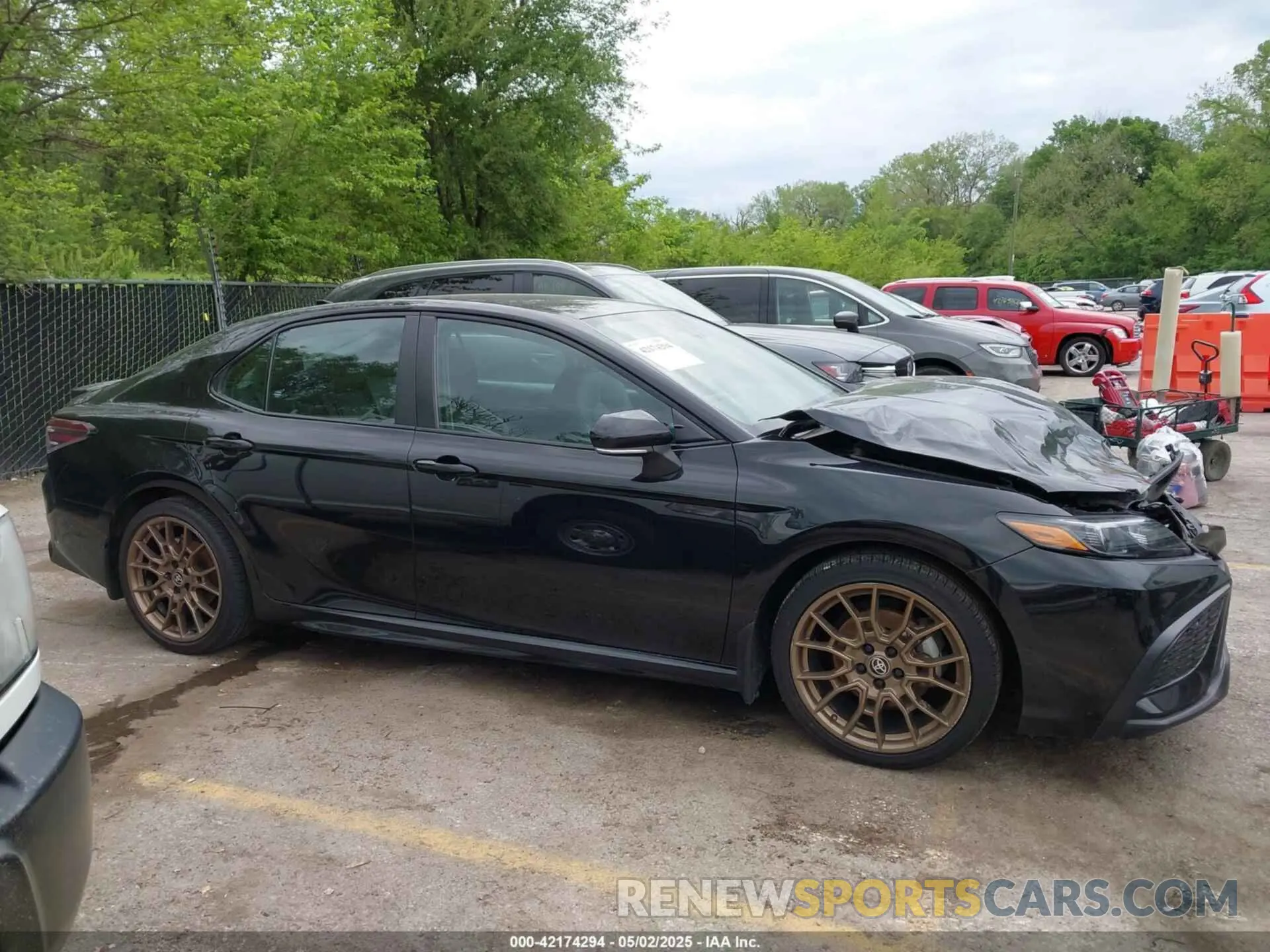 13 Фотография поврежденного автомобиля 4T1G11BK3PU103394 TOYOTA CAMRY 2023