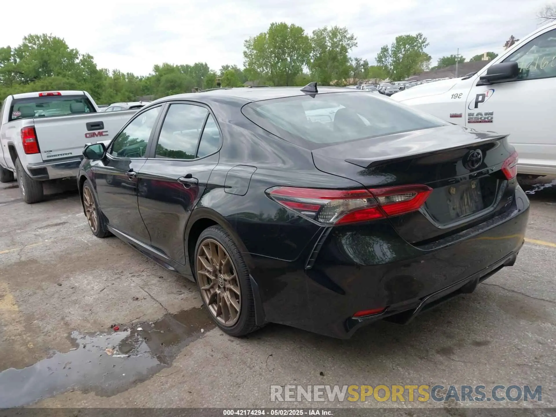 3 Фотография поврежденного автомобиля 4T1G11BK3PU103394 TOYOTA CAMRY 2023